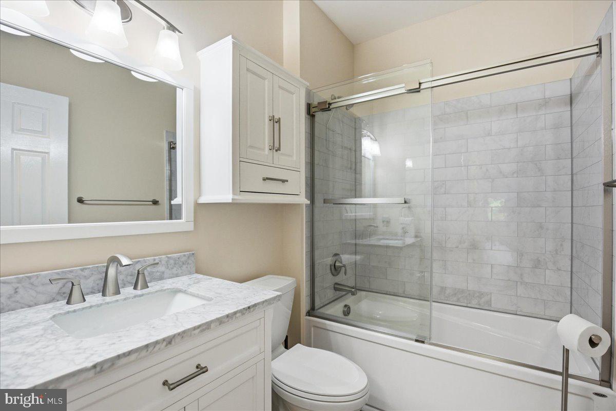 SOLOMONS LANDING - Residential
