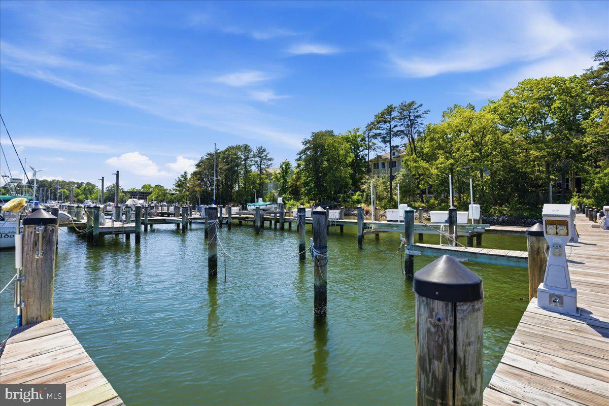 SOLOMONS LANDING - Residential