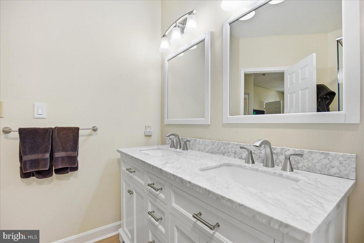 SOLOMONS LANDING - Residential