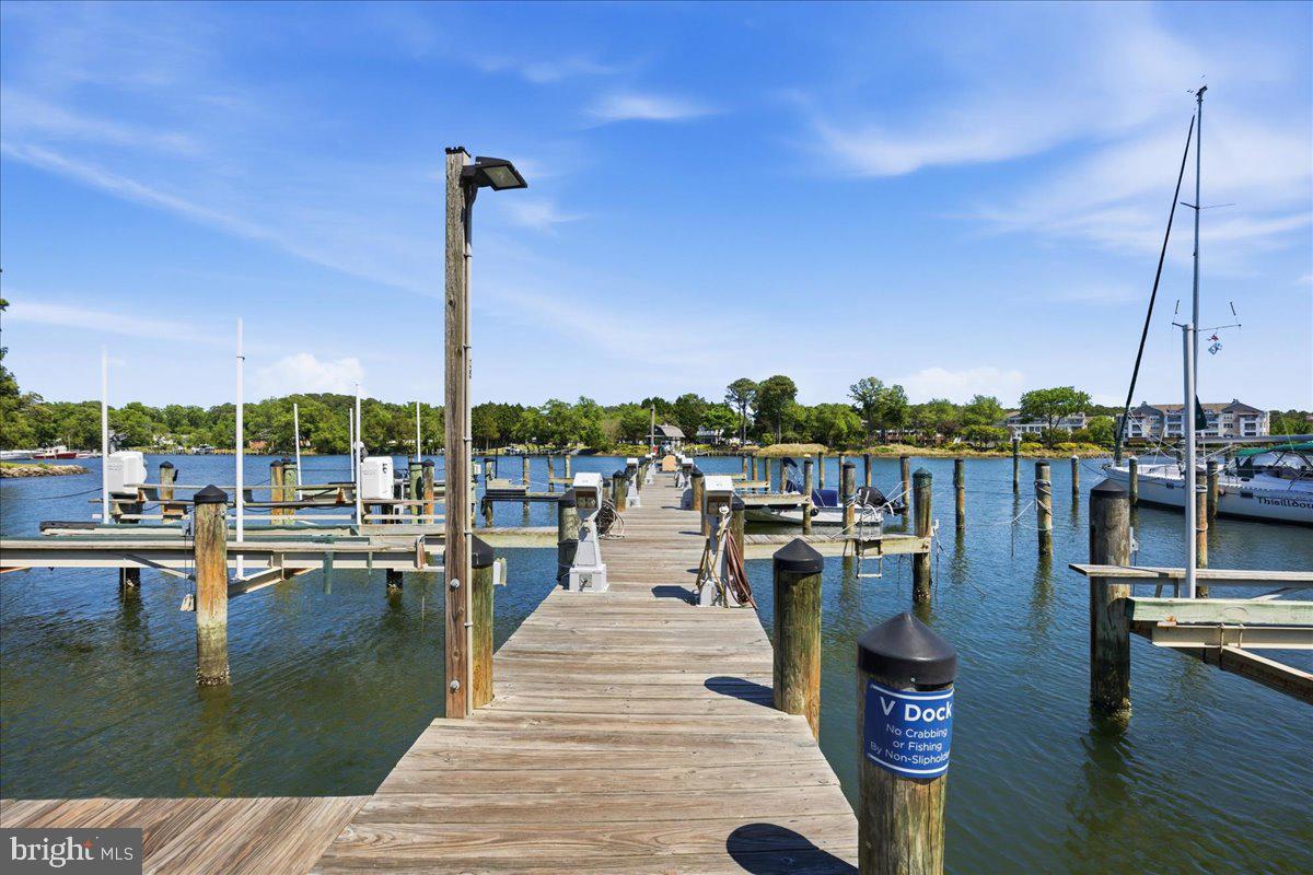 SOLOMONS LANDING - Residential