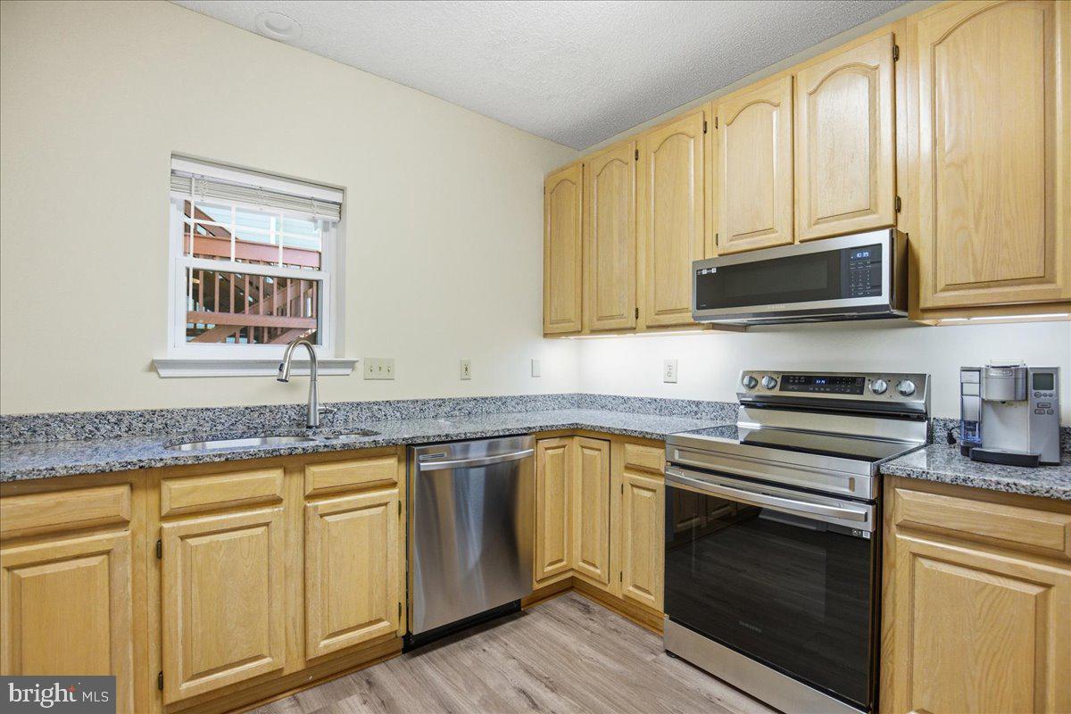 SOLOMONS LANDING - Residential