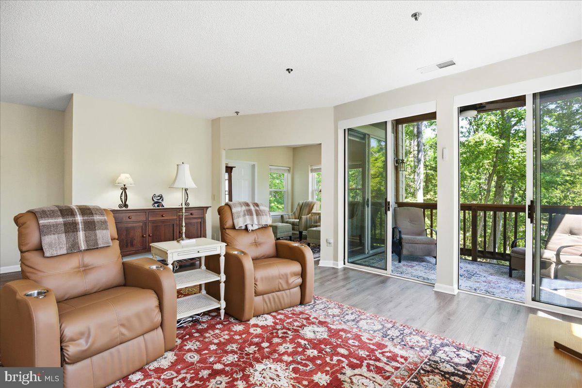 SOLOMONS LANDING - Residential