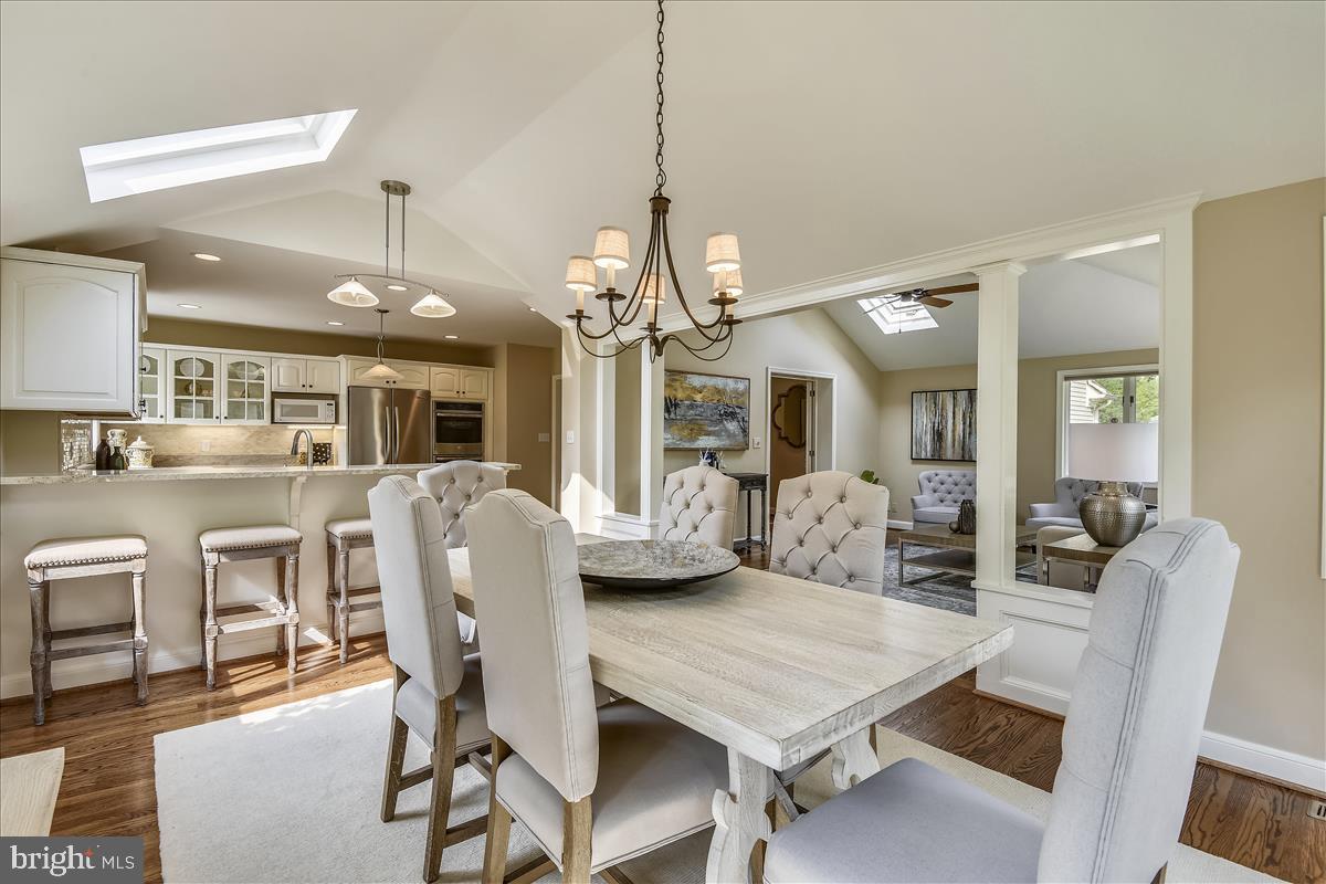 SALONA VILLAGE - Residential