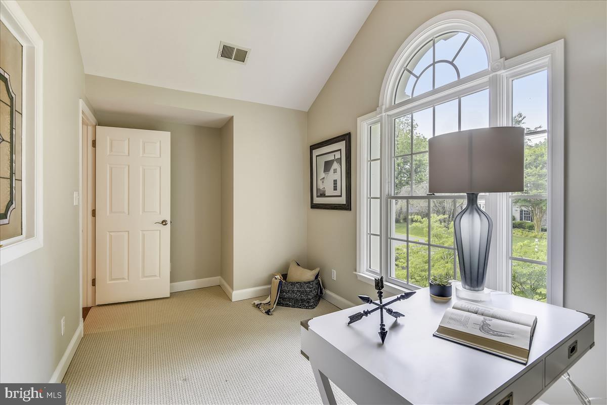 SALONA VILLAGE - Residential