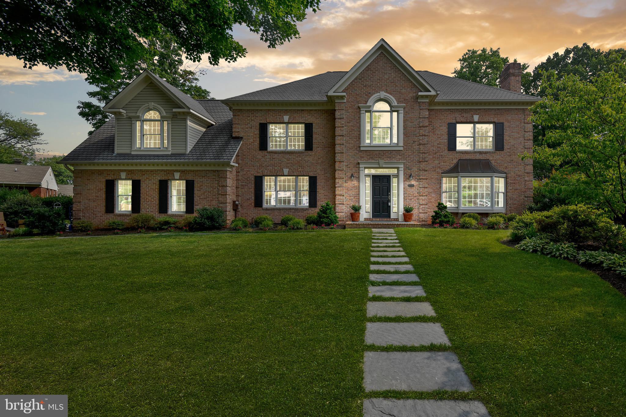 SALONA VILLAGE - Residential