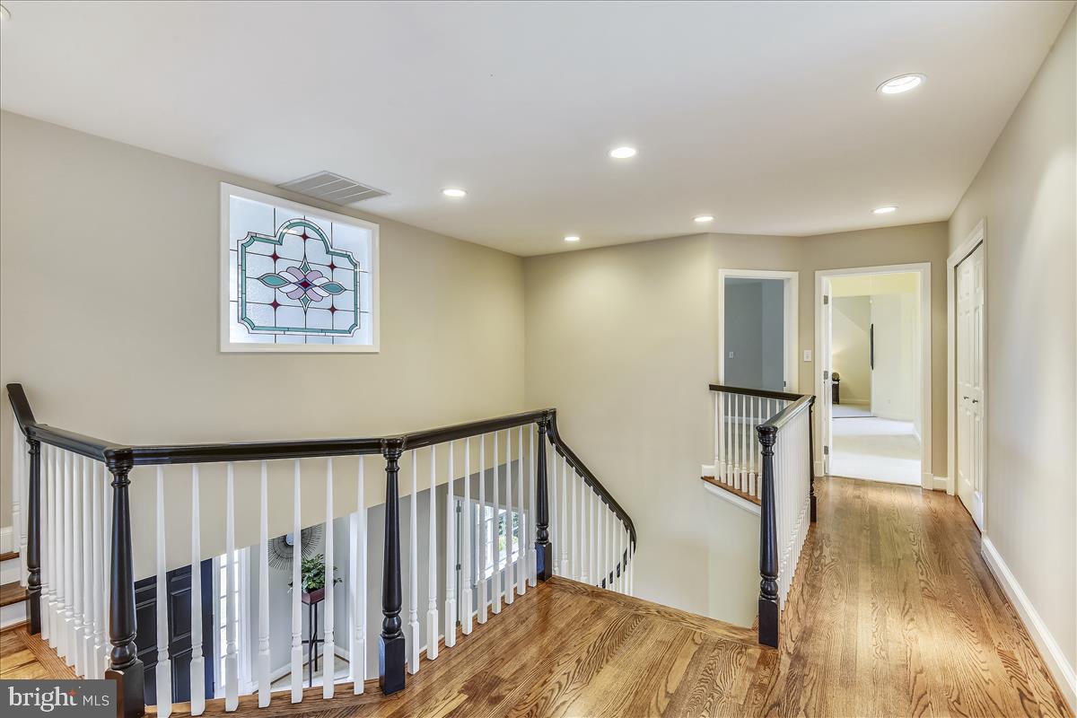 SALONA VILLAGE - Residential