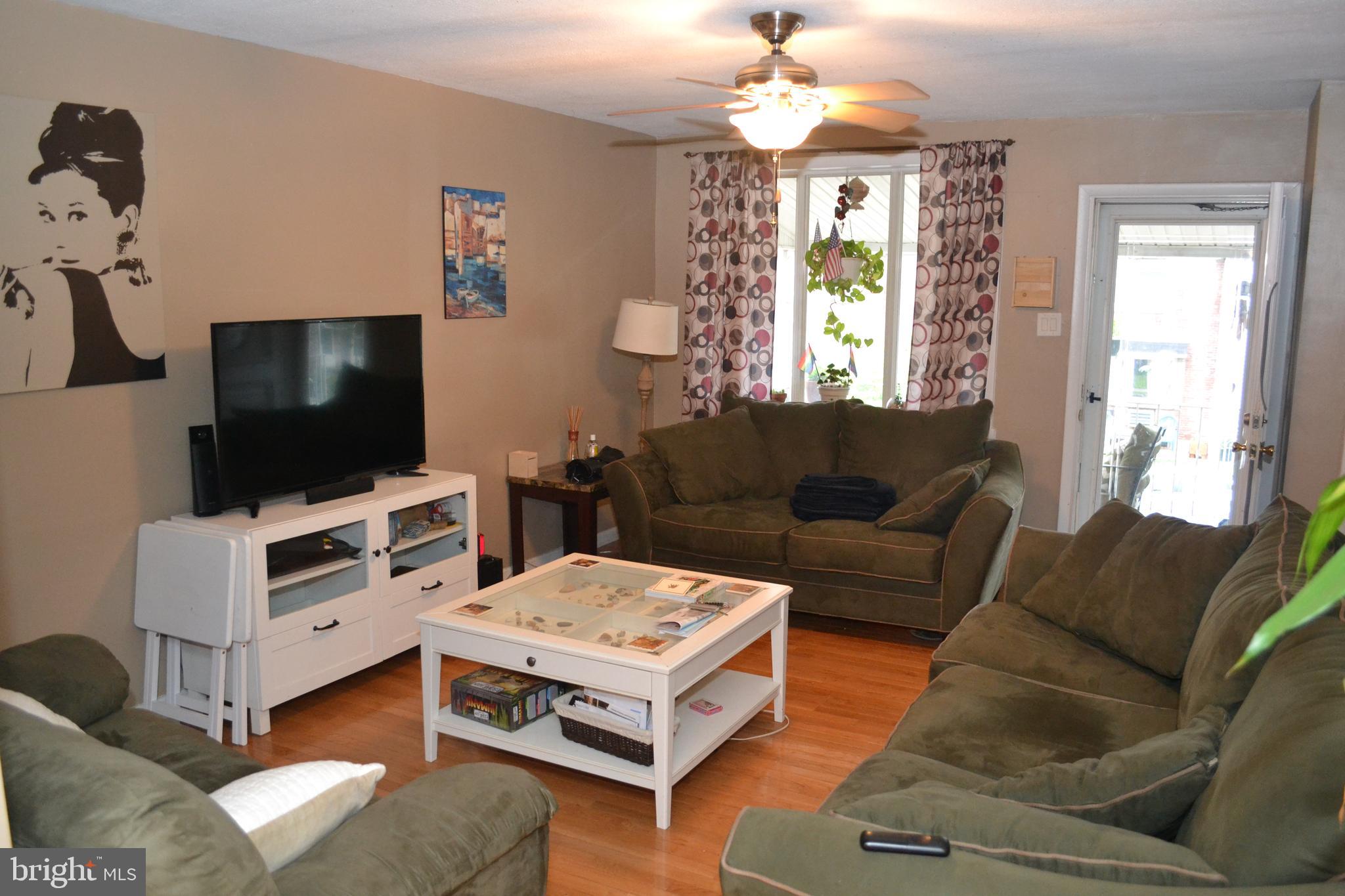 ROXBOROUGH - Residential