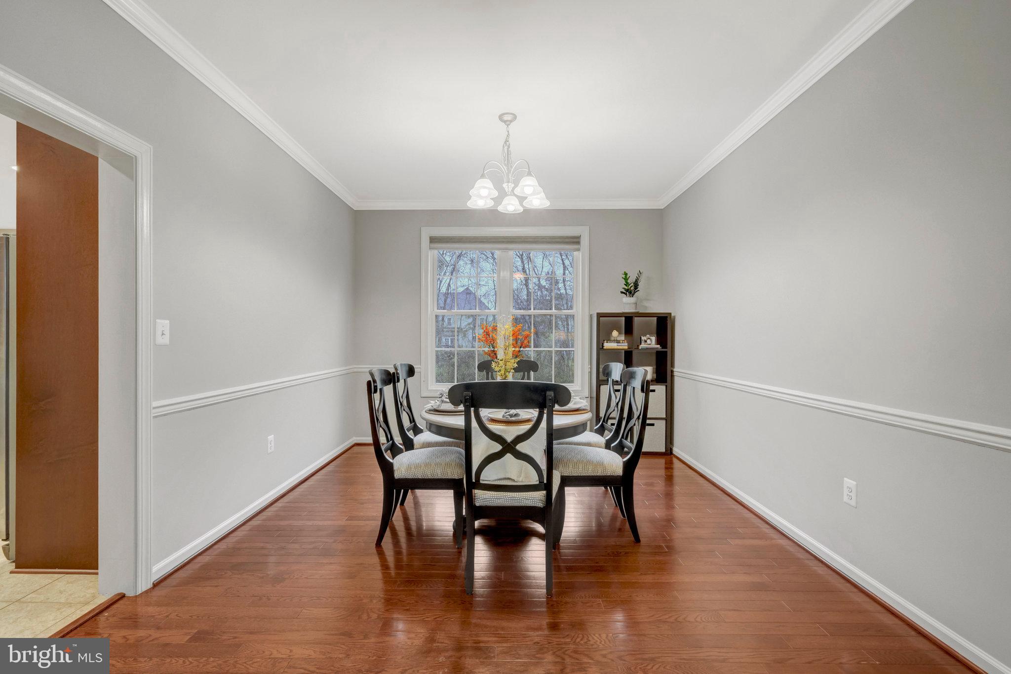 STRATSHIRE CROSSING - Residential