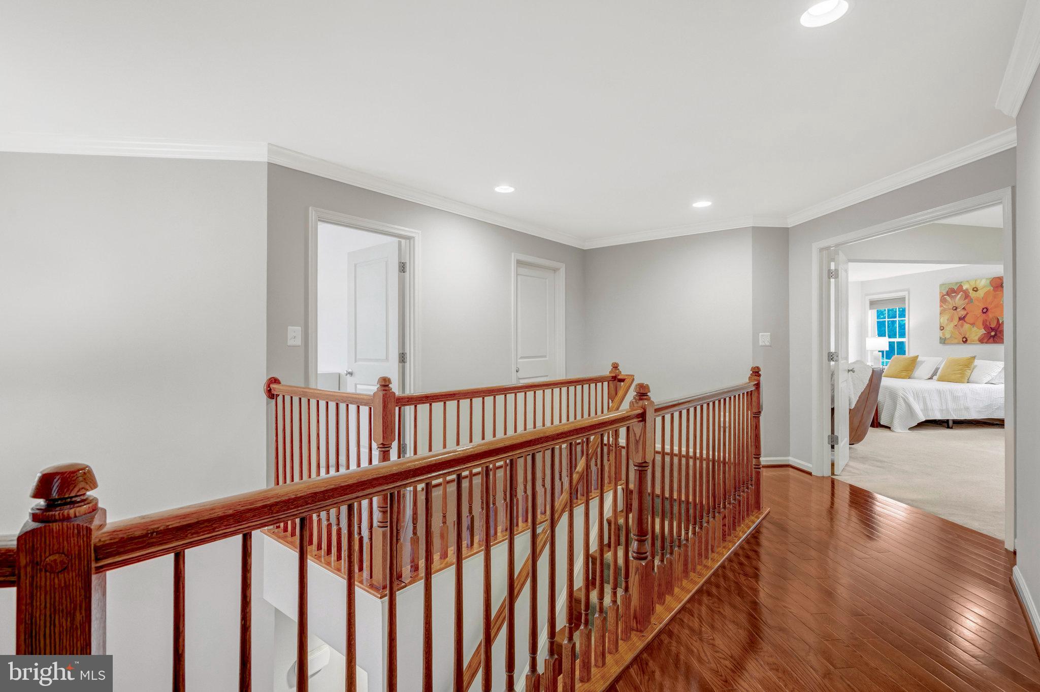 STRATSHIRE CROSSING - Residential