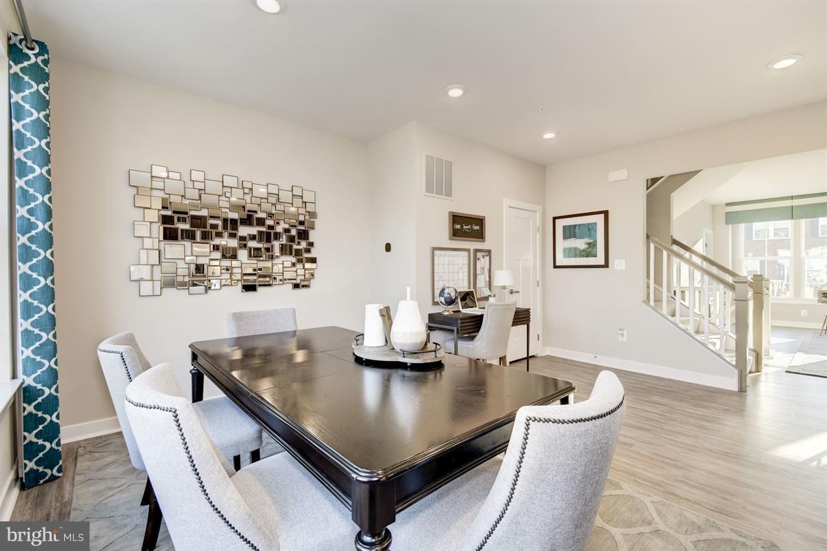 PARKSIDE - Residential