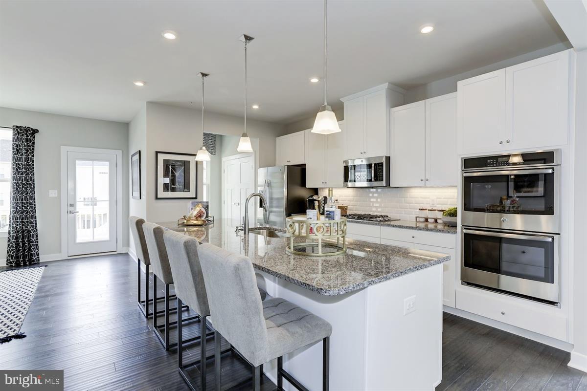 PARKSIDE - Residential