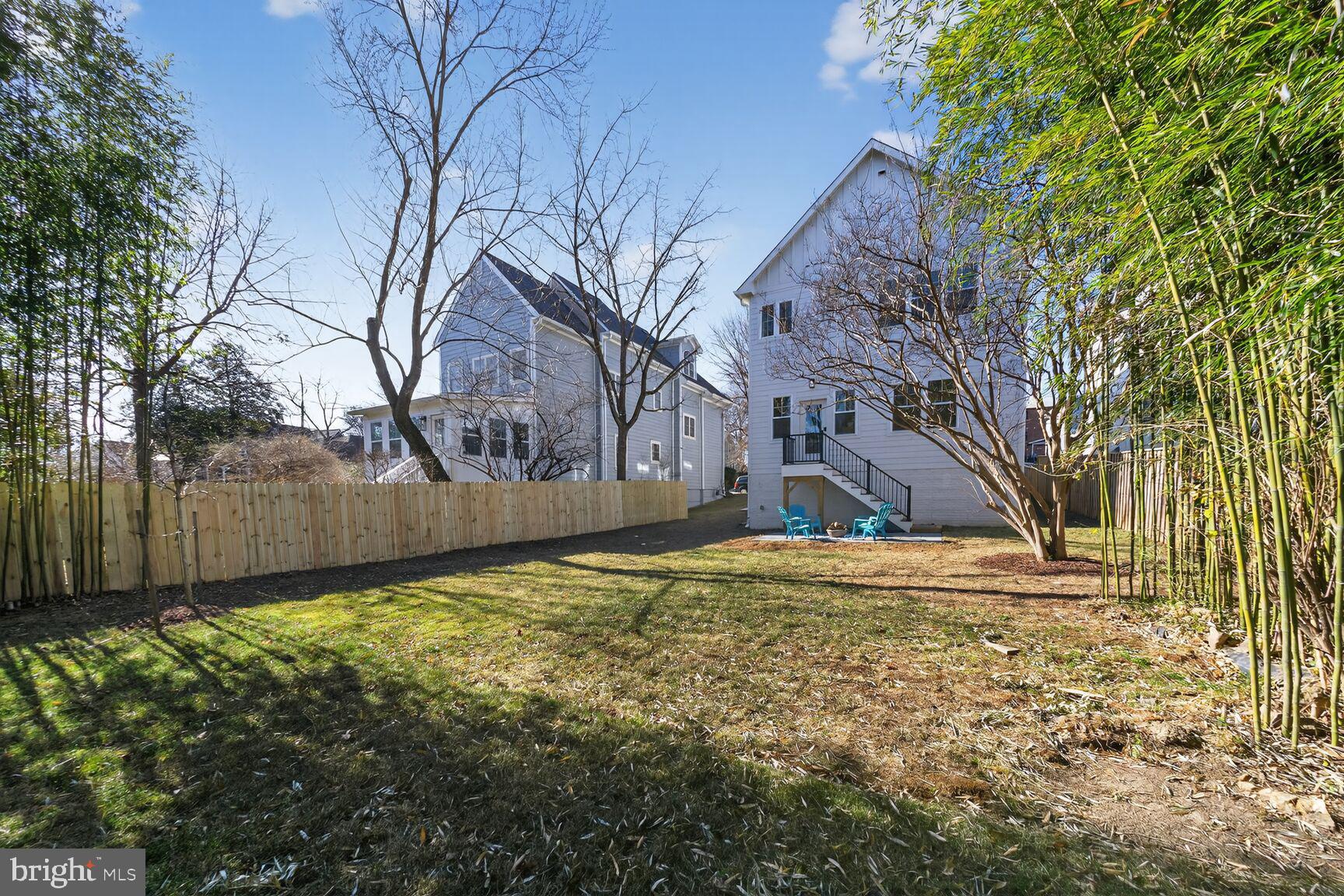 CLARENDON - Residential