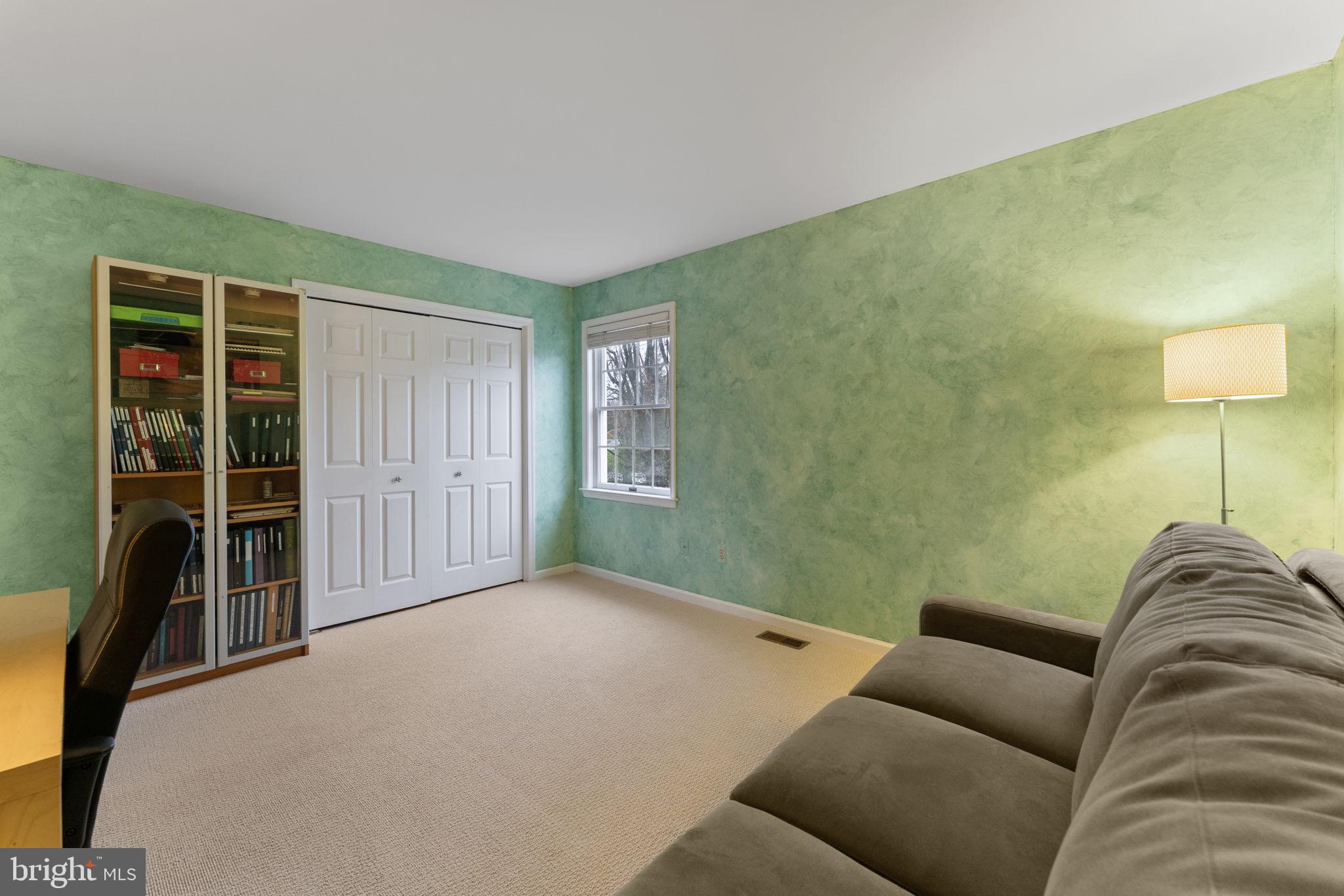 MAPLE GLEN - Residential