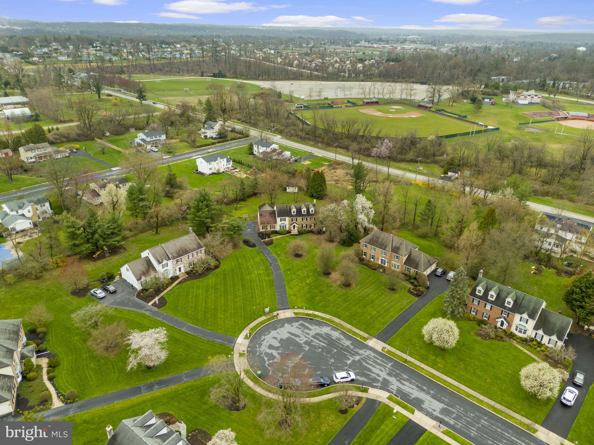 MAPLE GLEN - Residential