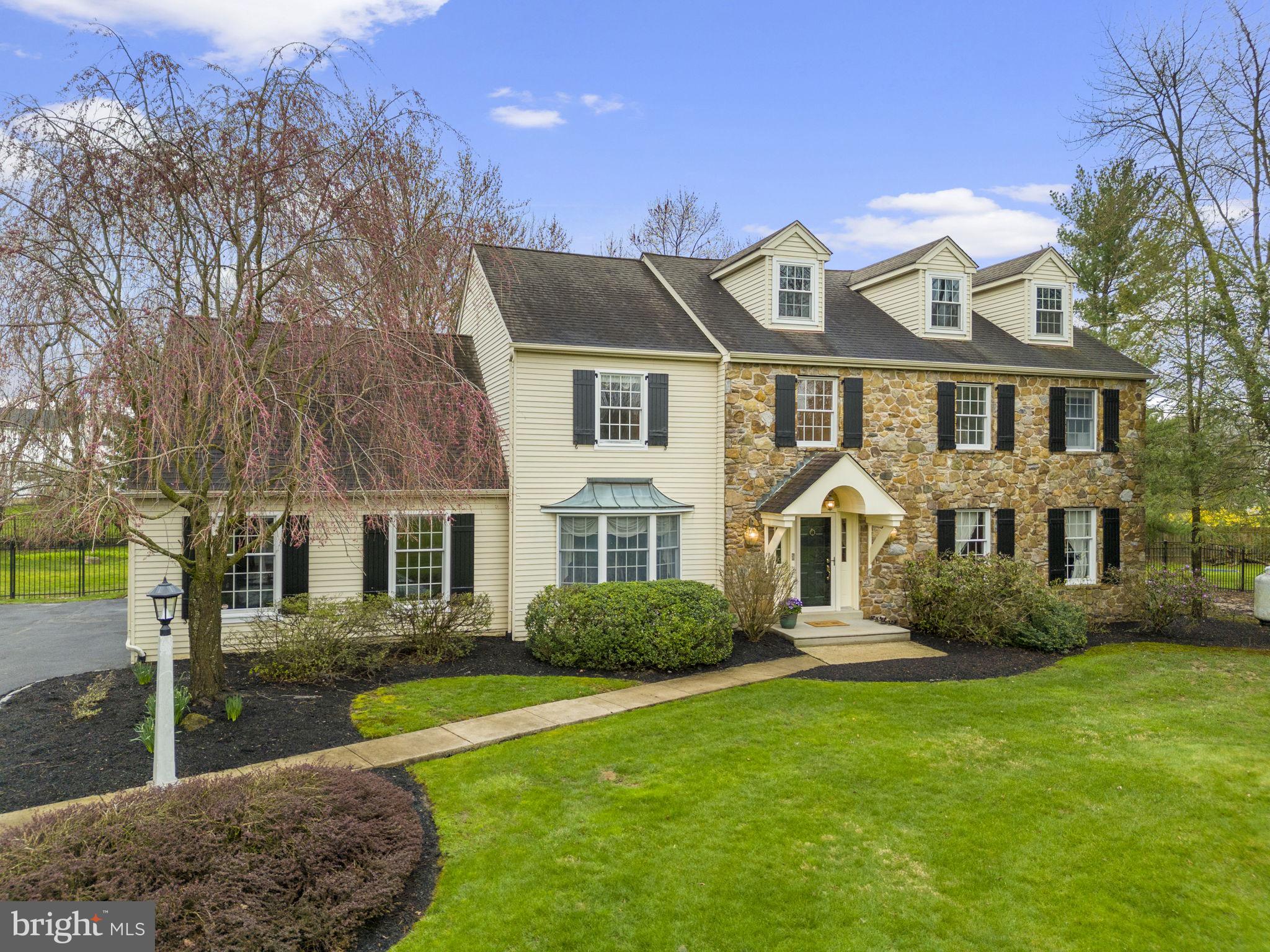 MAPLE GLEN - Residential