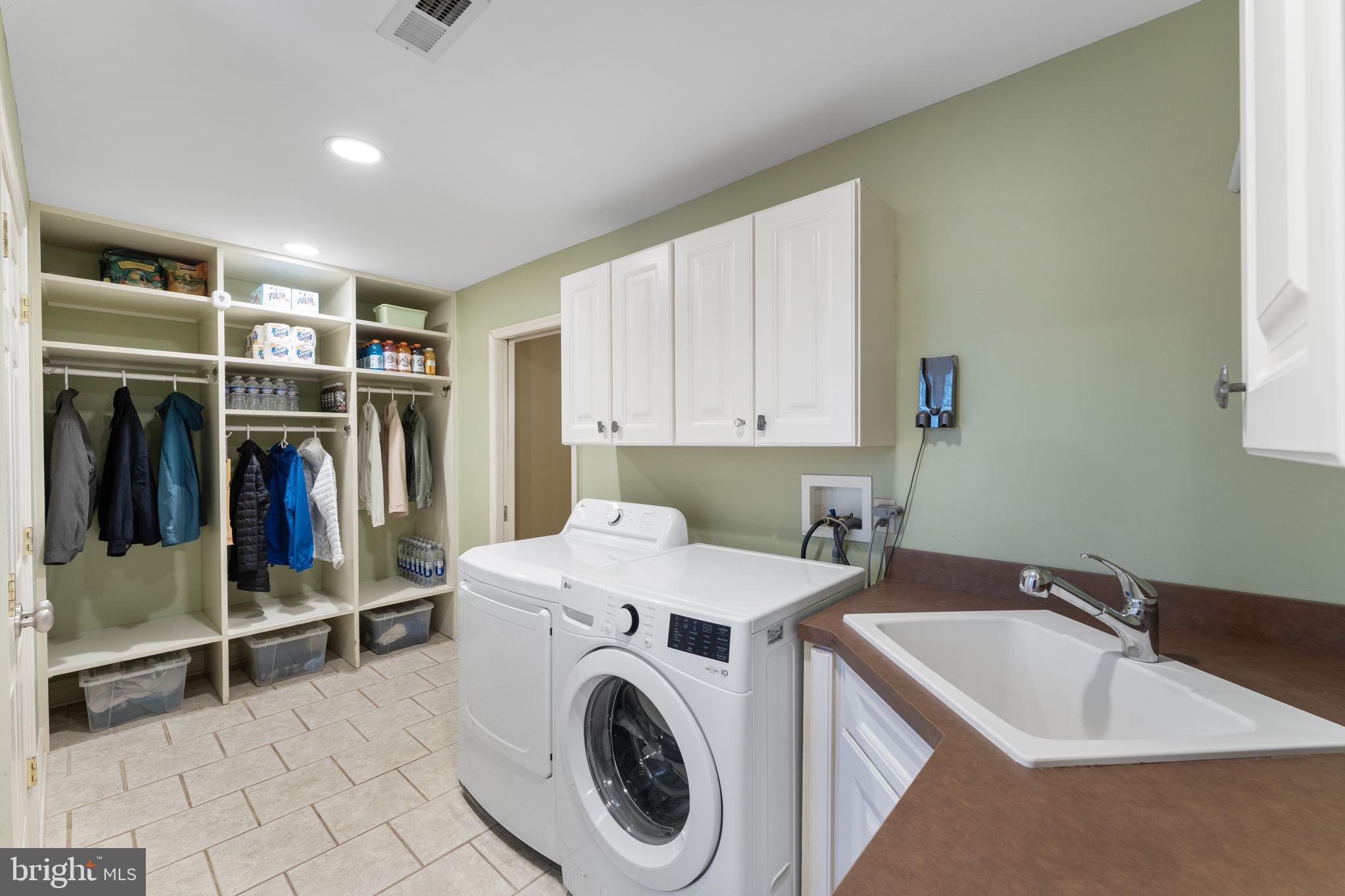 MAPLE GLEN - Residential