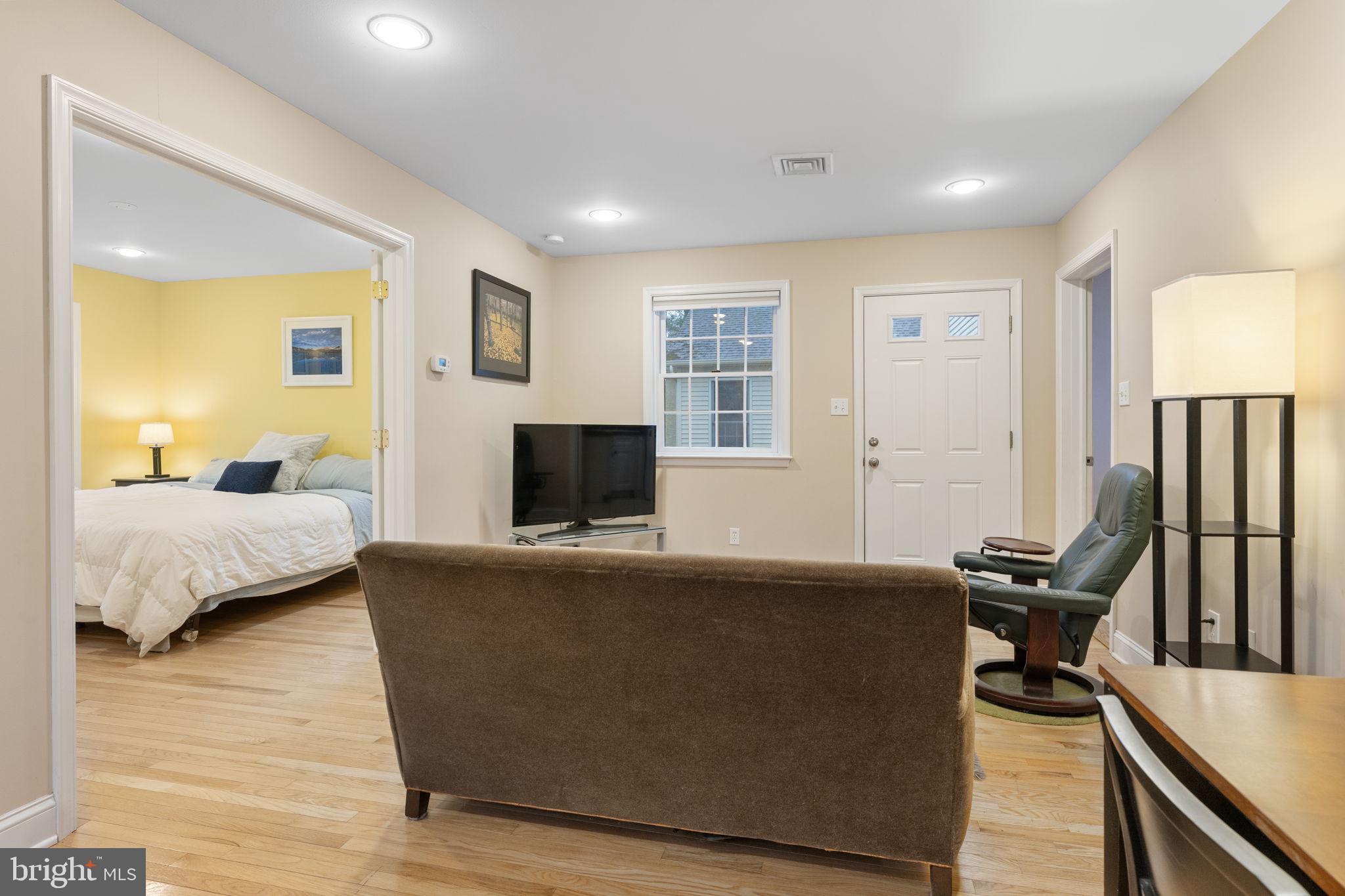 MAPLE GLEN - Residential