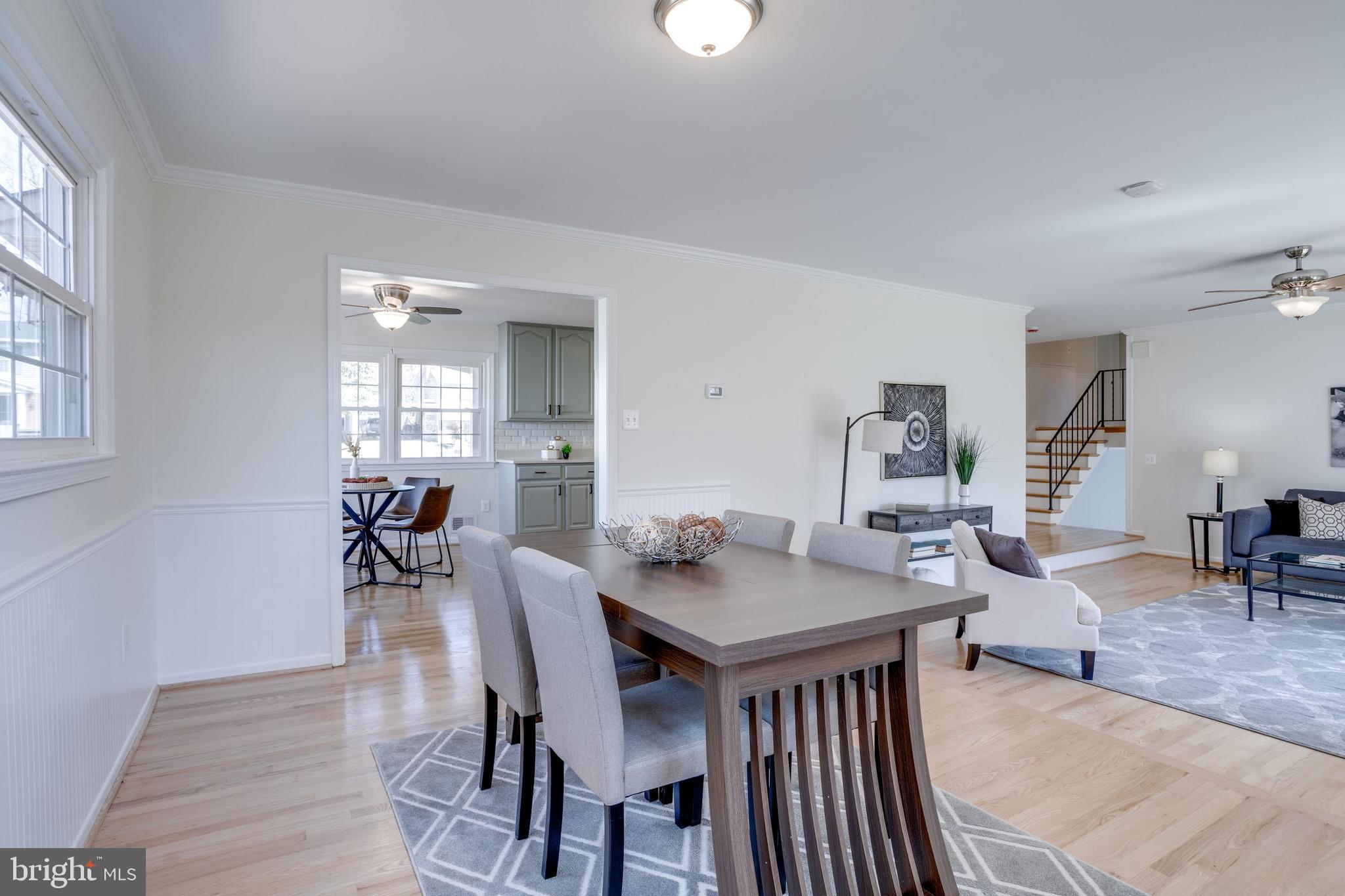 COUNTRY CLUB VIEW - Residential