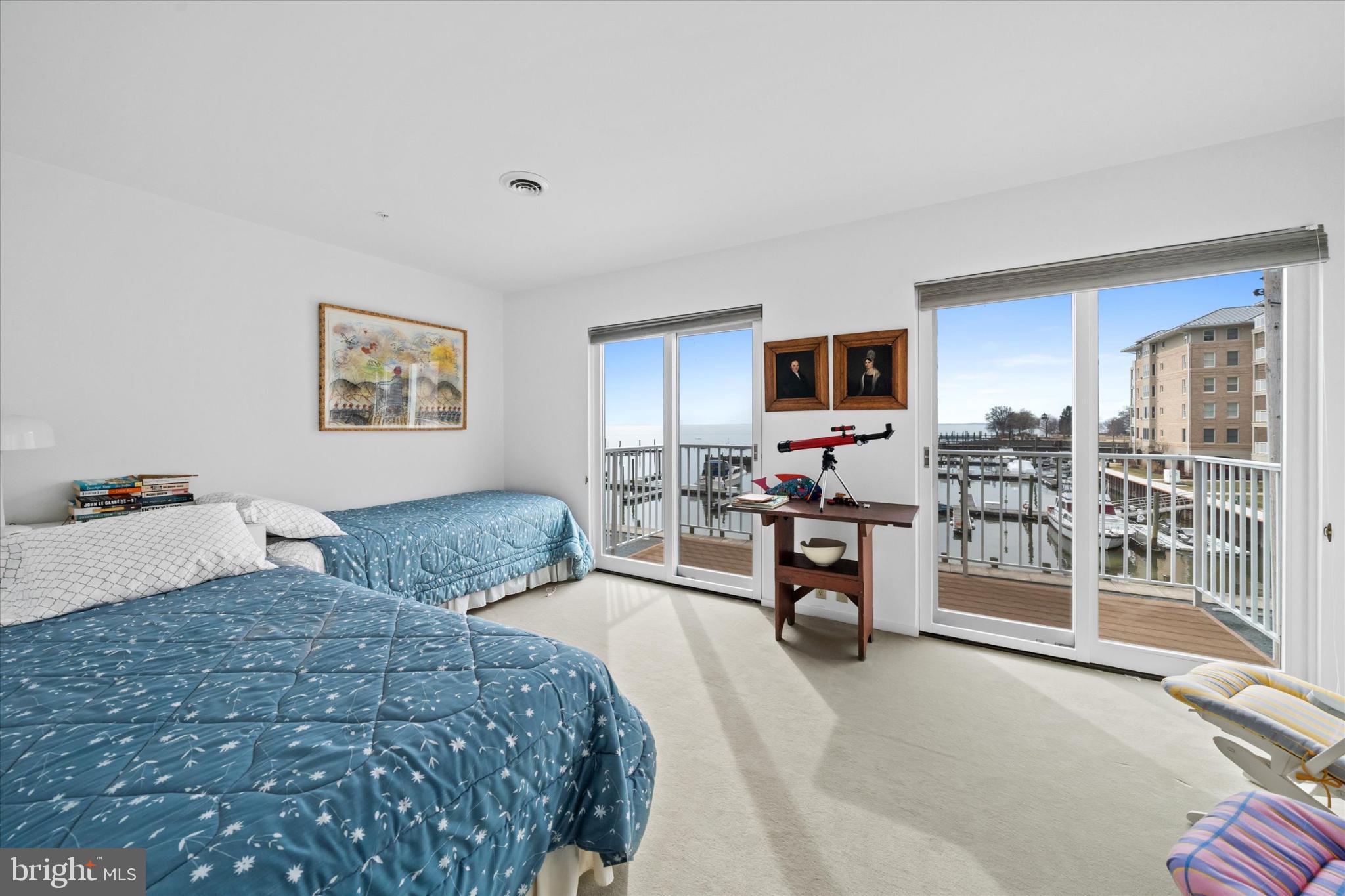 LOG POND - Residential