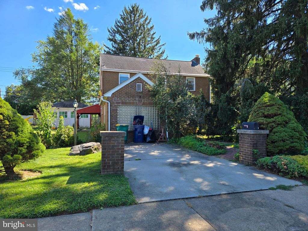 Photo of 2552 Garfield Avenue, READING, PA 19609 (MLS # PABK2062288)