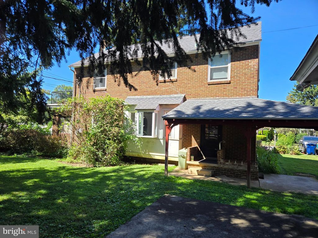 Photo of 2552 Garfield Avenue, READING, PA 19609 (MLS # PABK2062288)