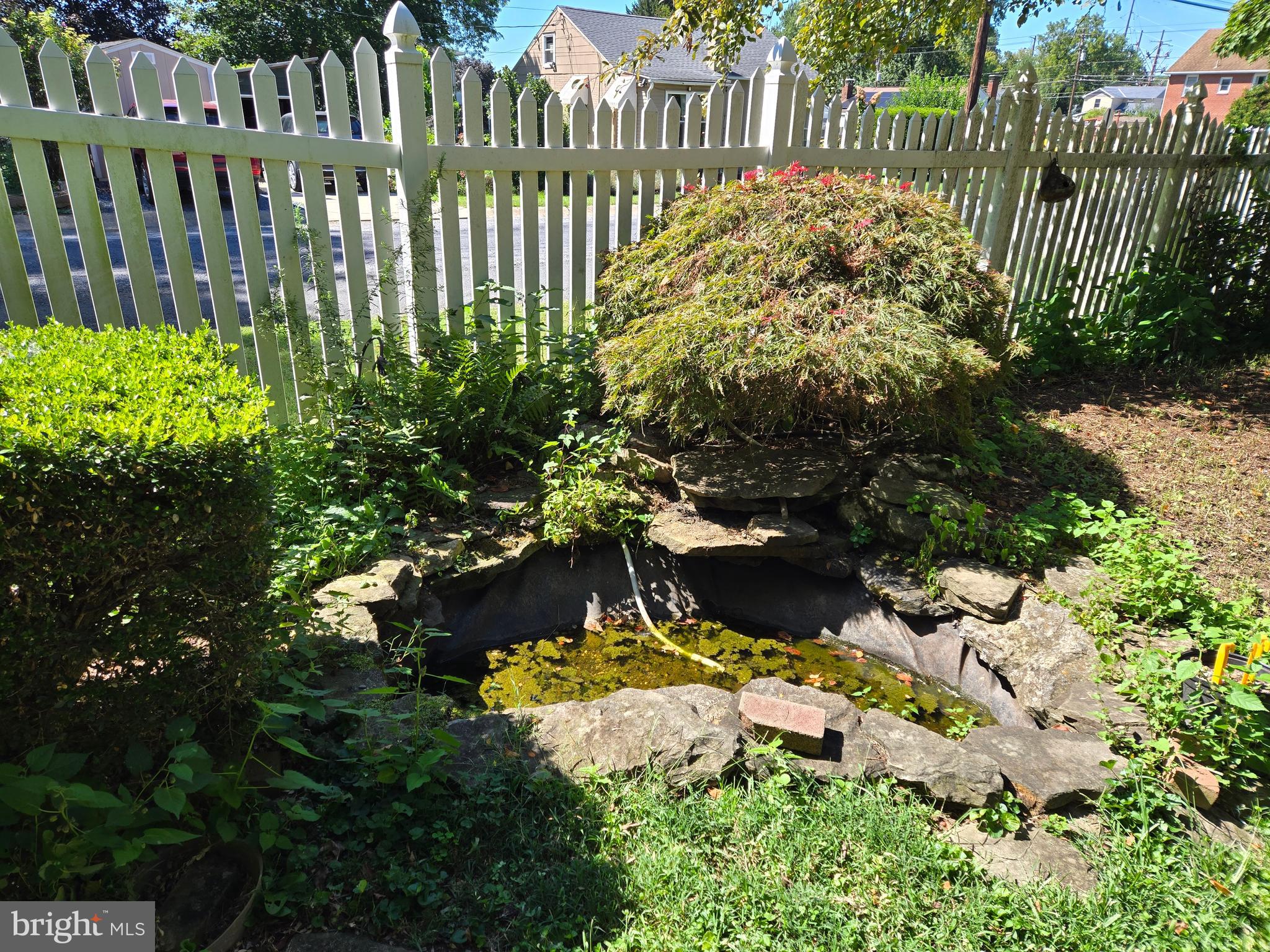 2552 GARFIELD AVENUE