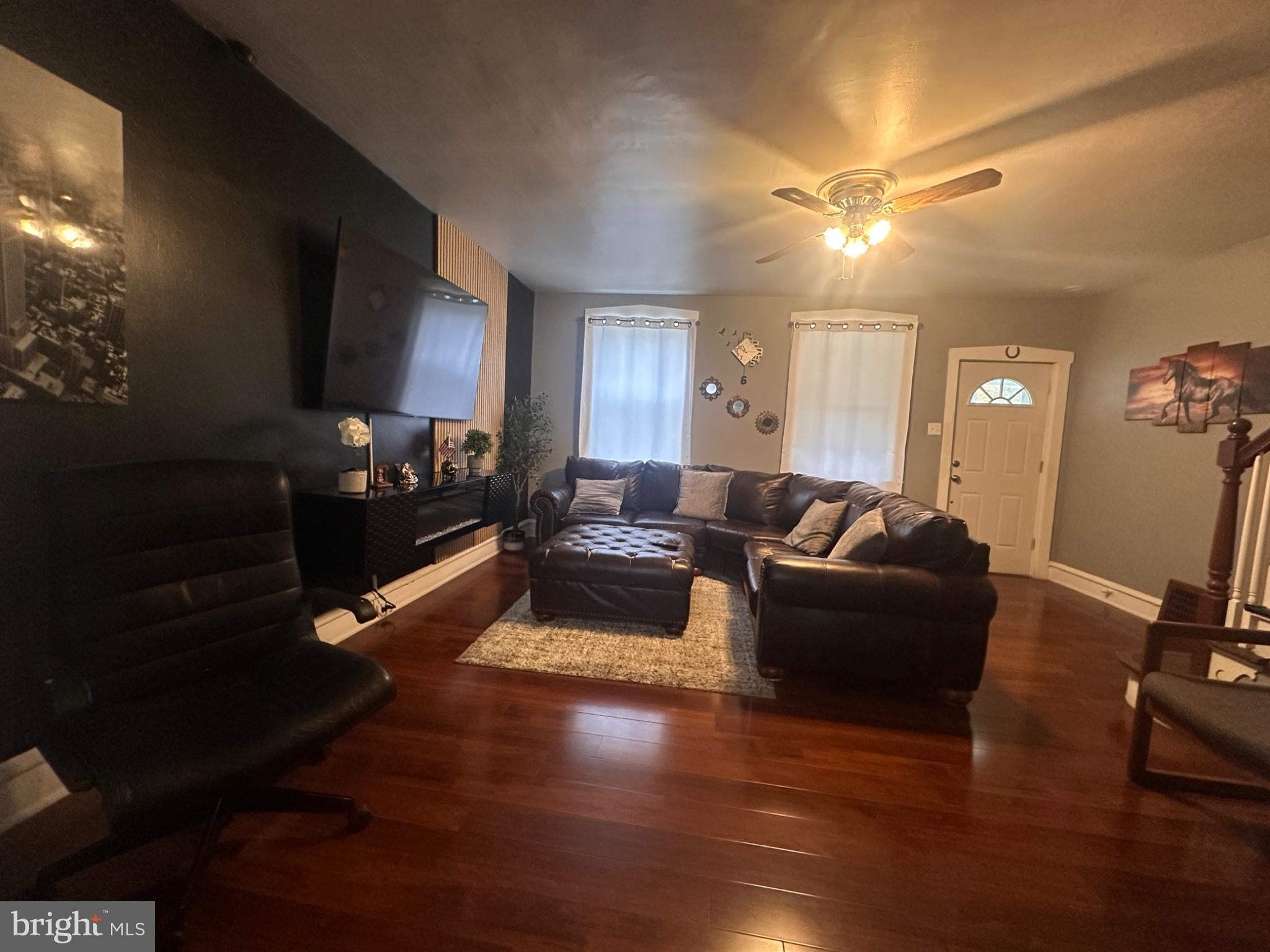 4612 WOODLAND AVENUE