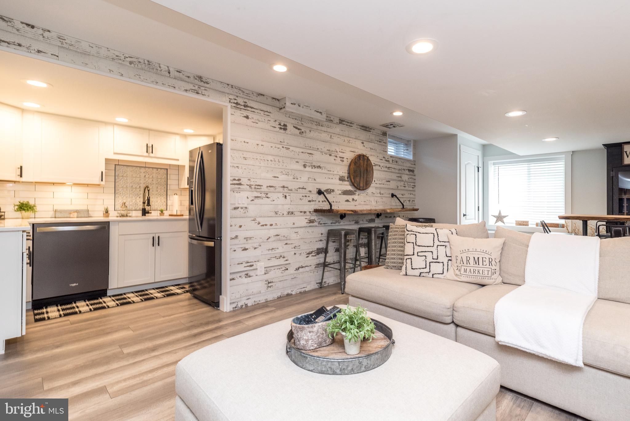 COVENTRY MEADOWS - Residential