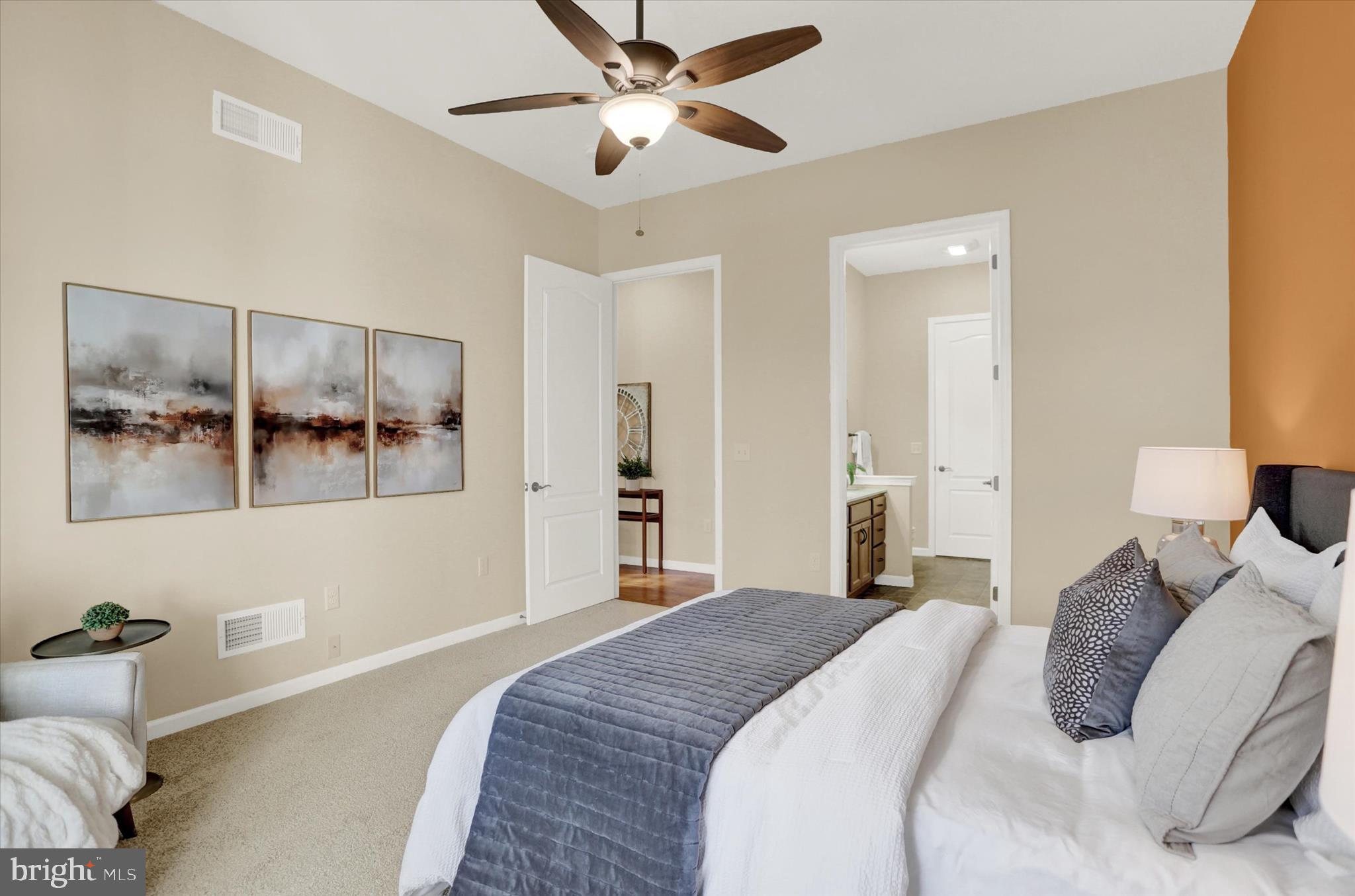 CARMELLA - Residential