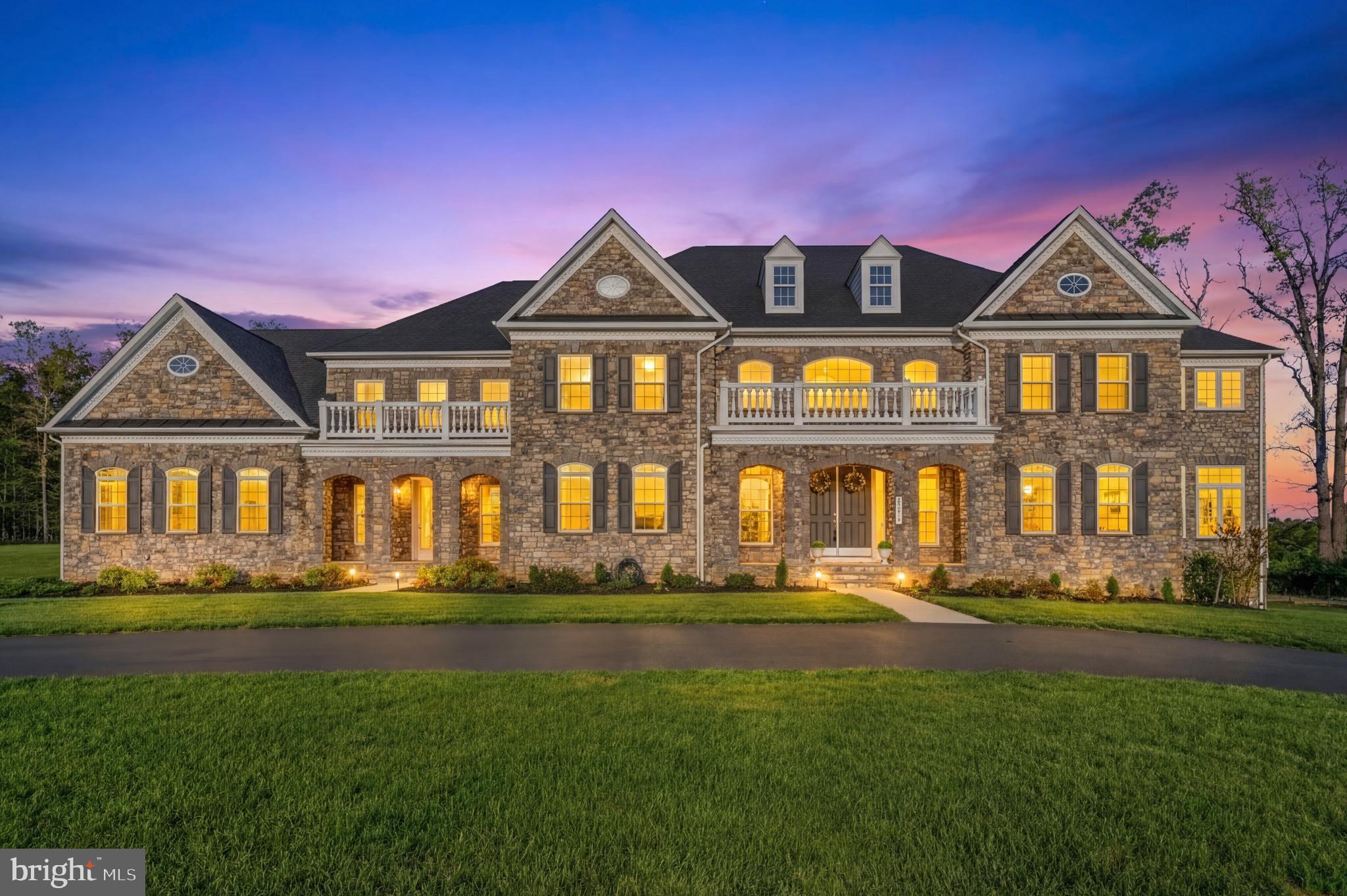 HUNTERS POND - Residential