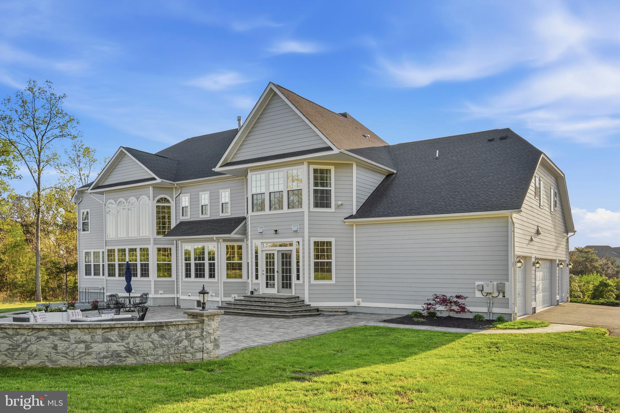 HUNTERS POND - Residential