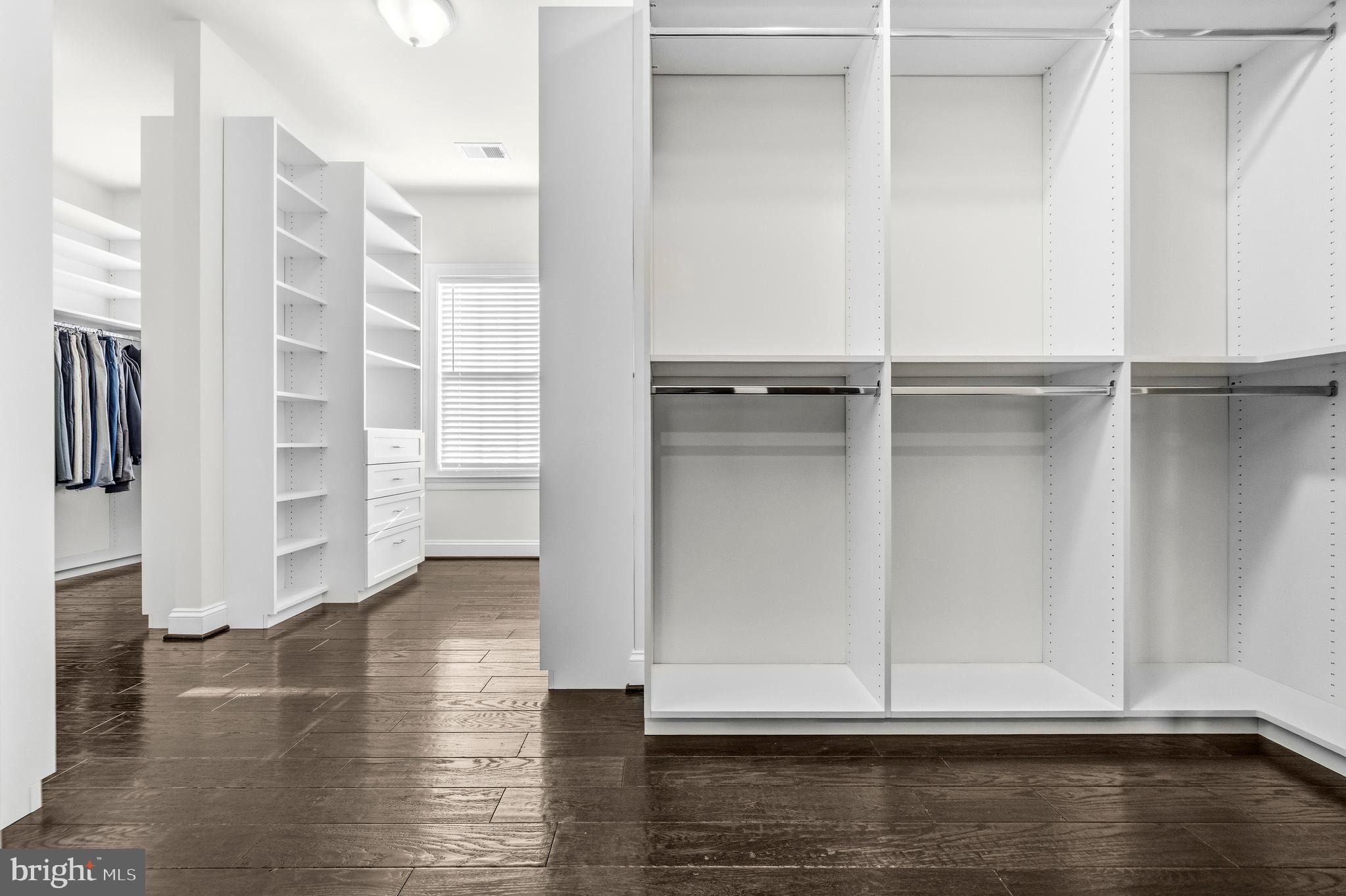 HUNTERS POND - Residential