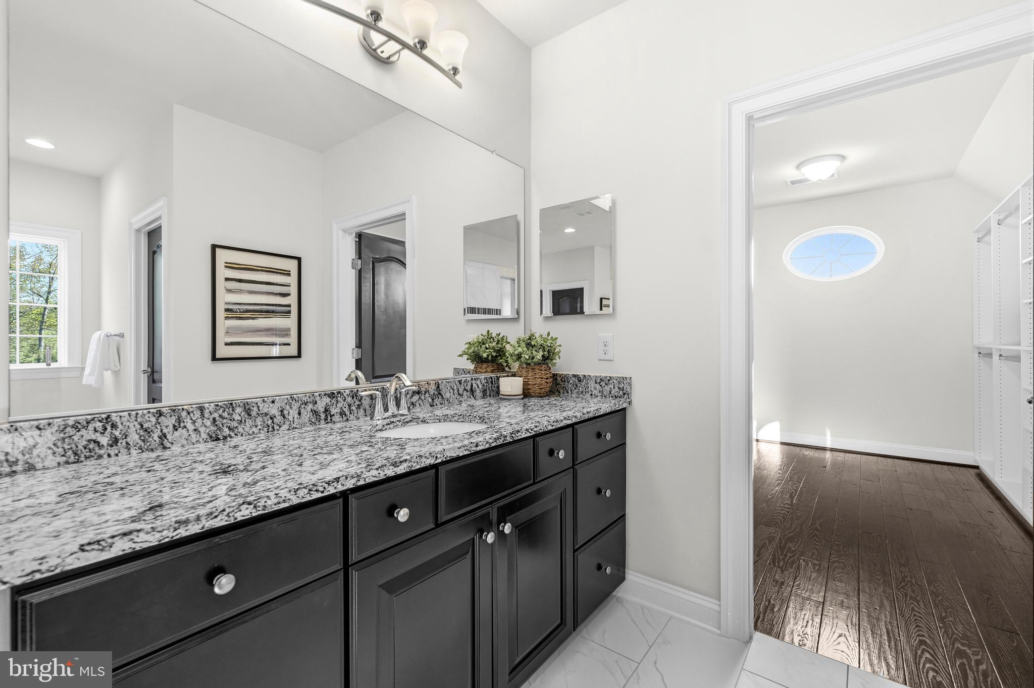 HUNTERS POND - Residential