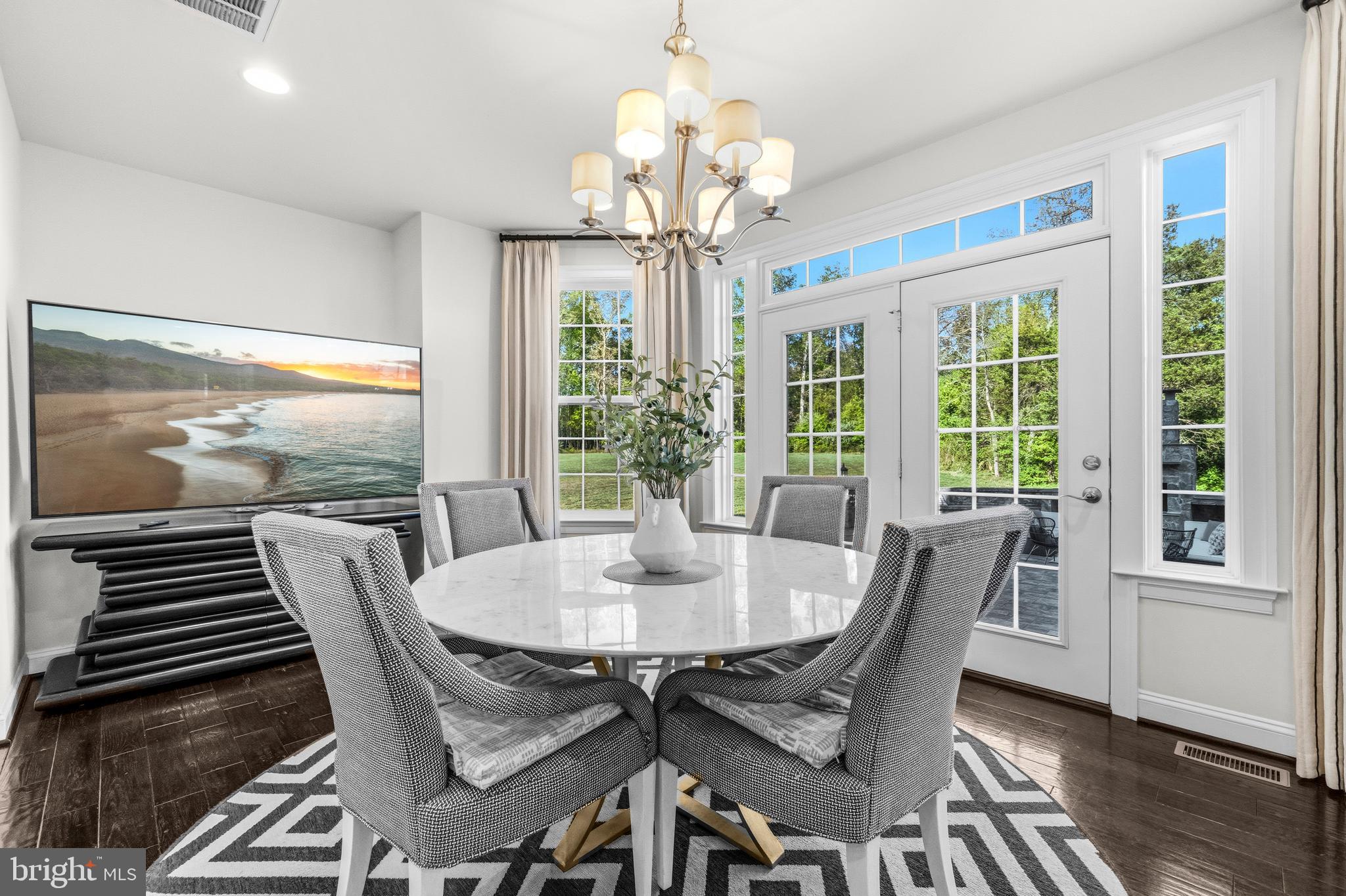 HUNTERS POND - Residential