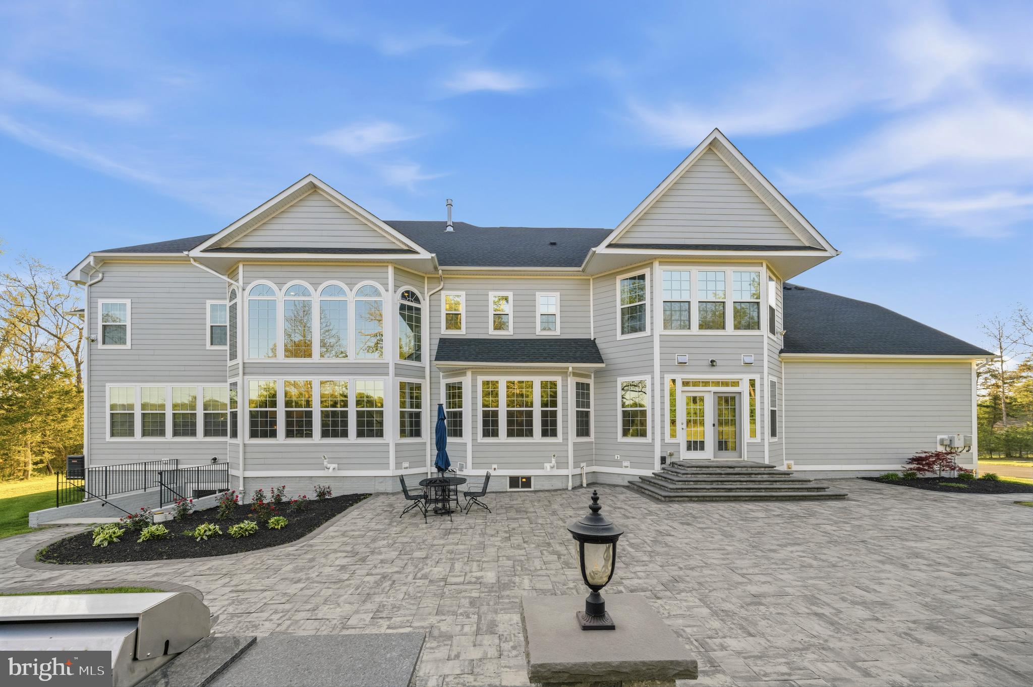 HUNTERS POND - Residential