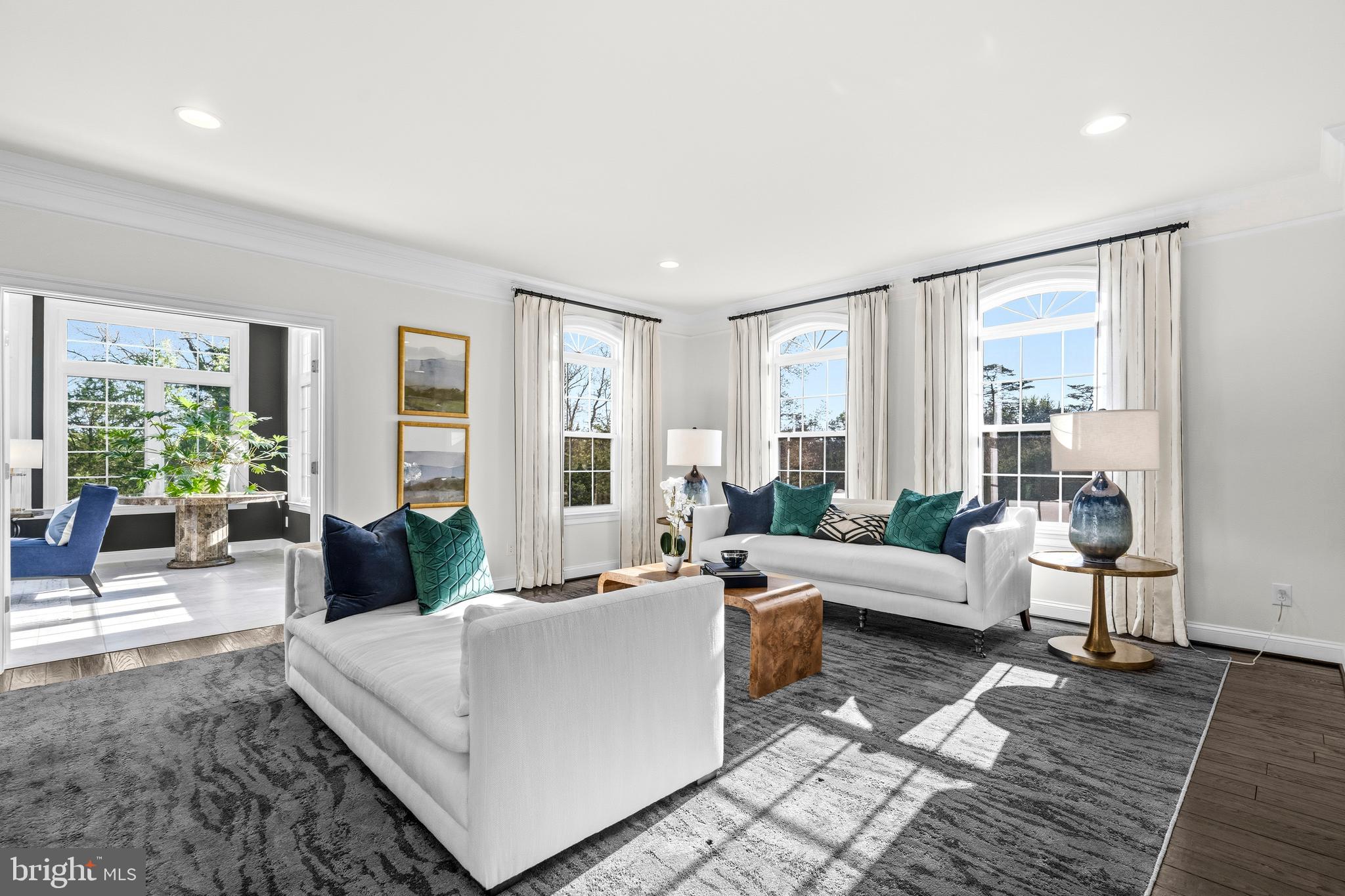 HUNTERS POND - Residential