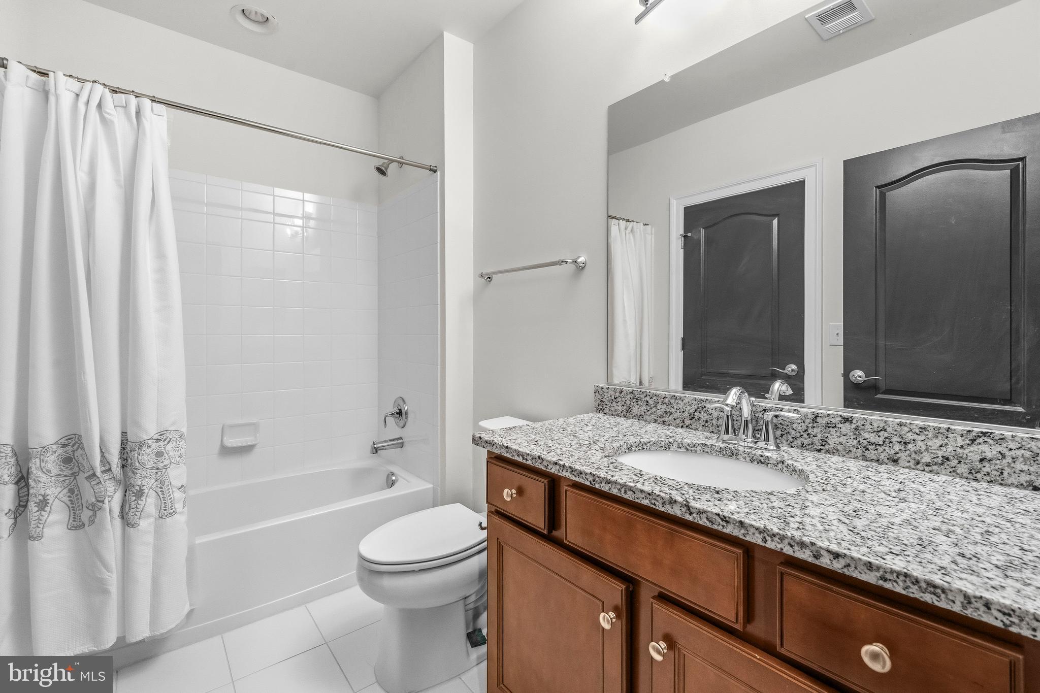 HUNTERS POND - Residential