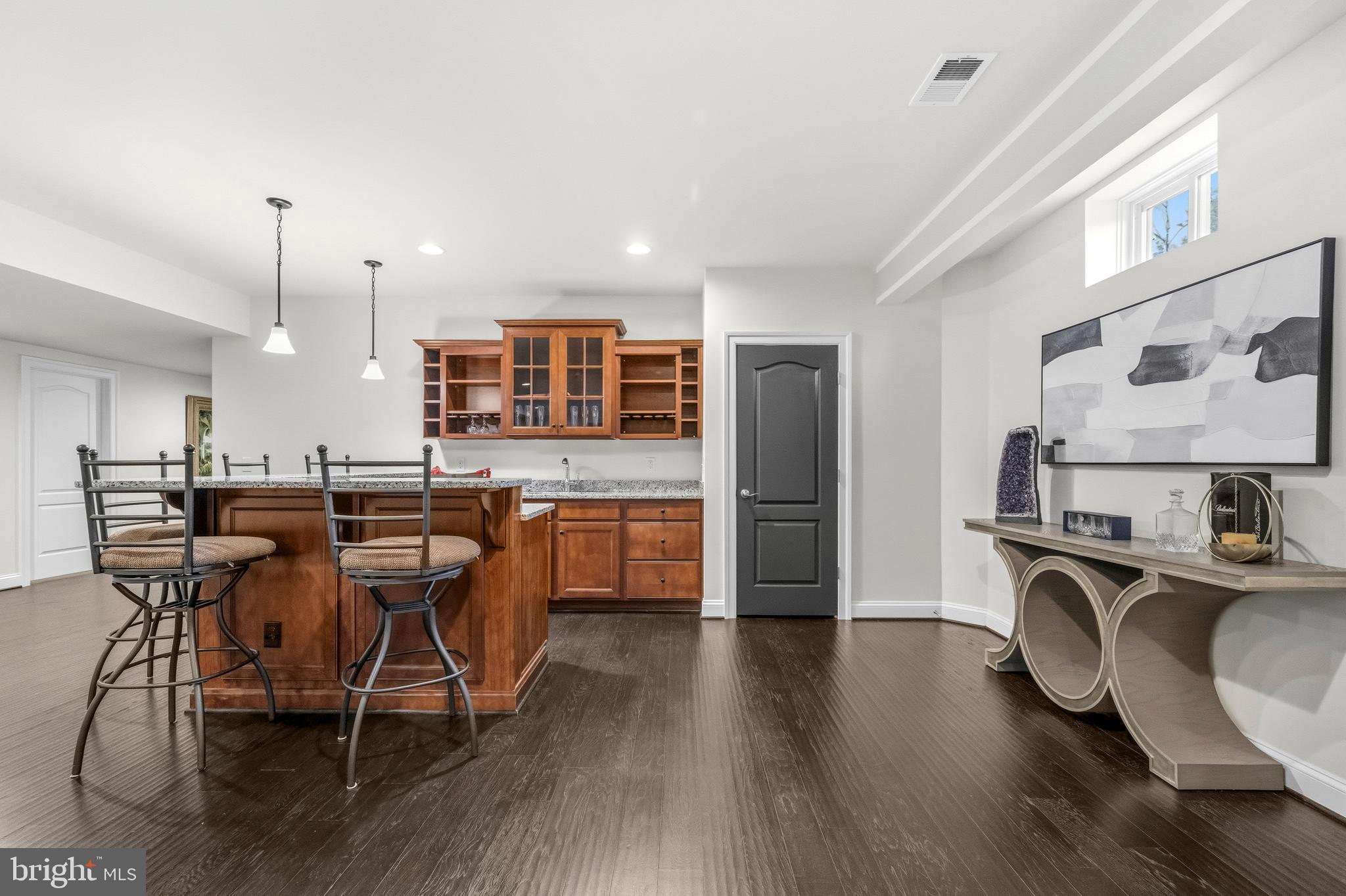 HUNTERS POND - Residential