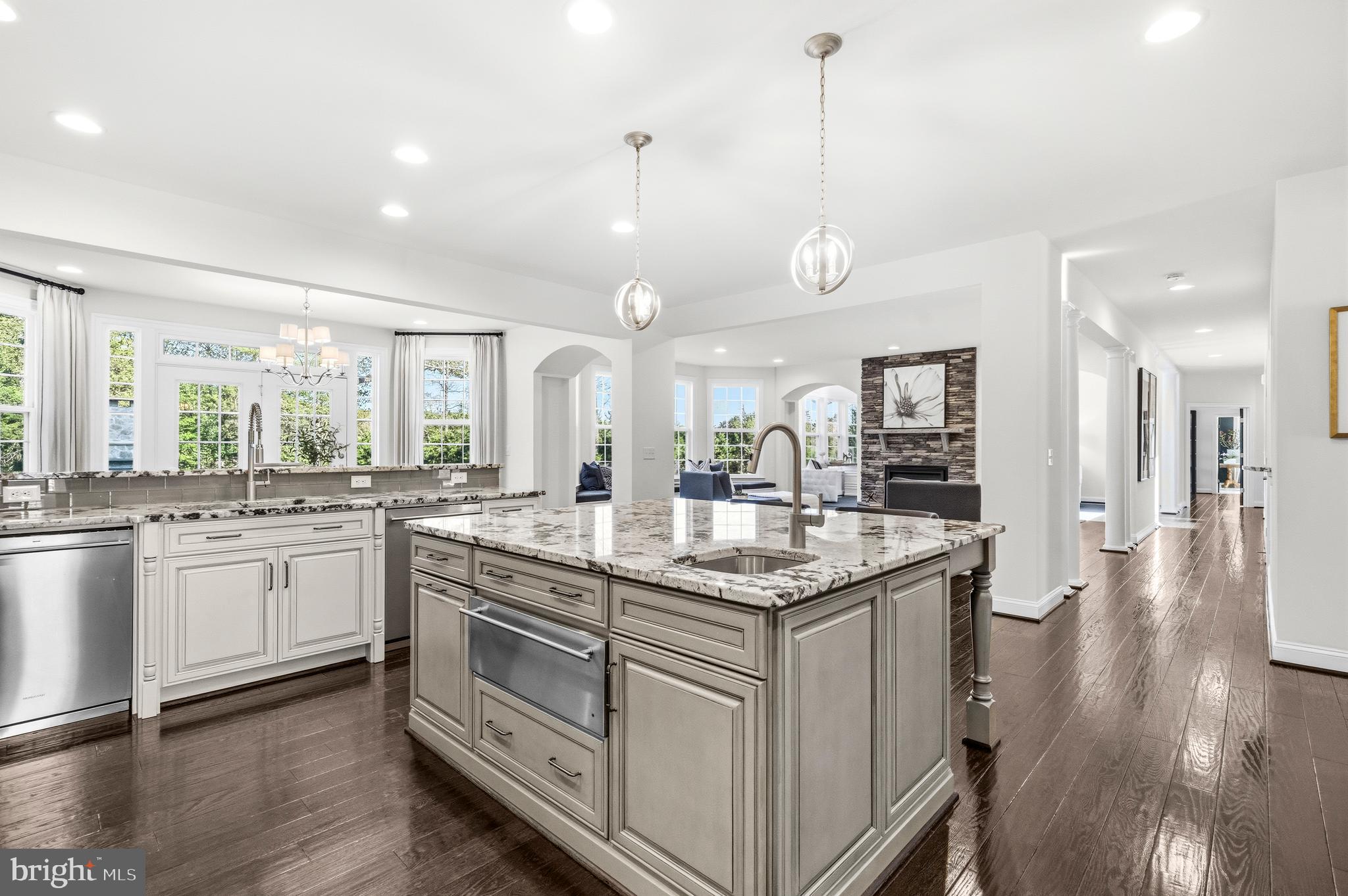 HUNTERS POND - Residential