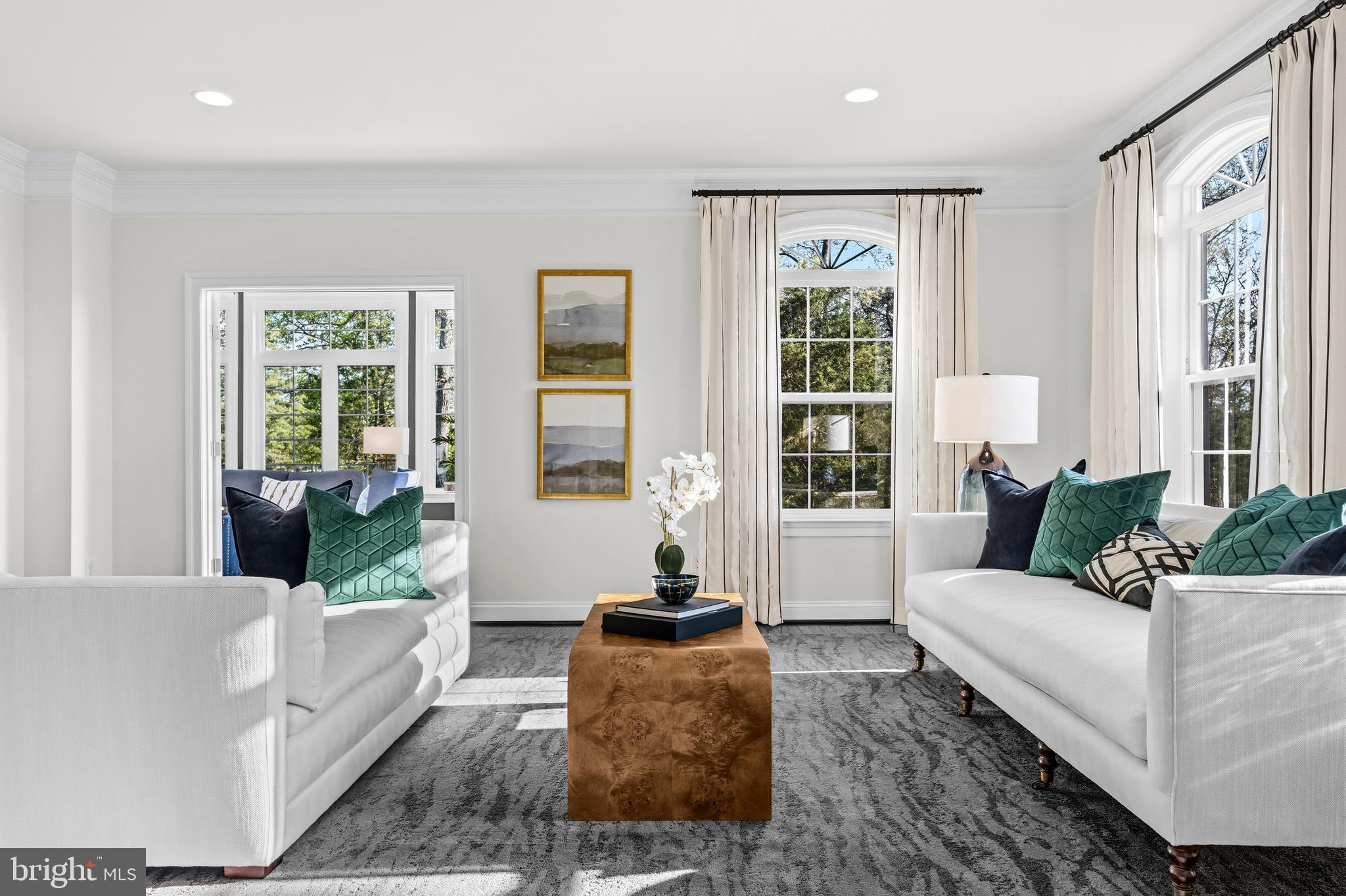 HUNTERS POND - Residential