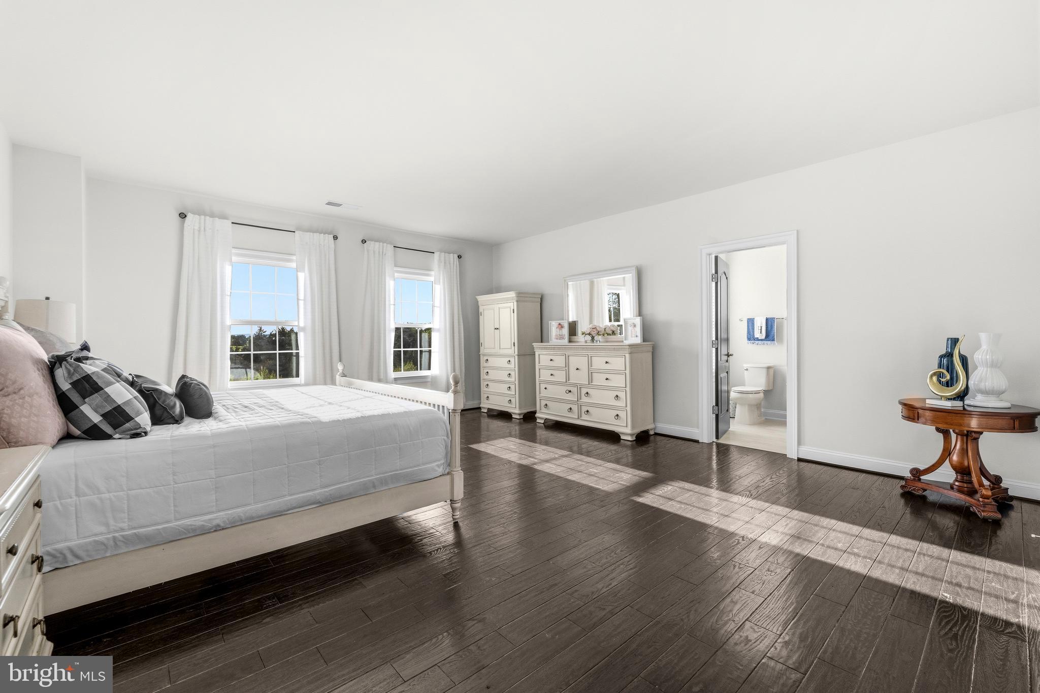 HUNTERS POND - Residential