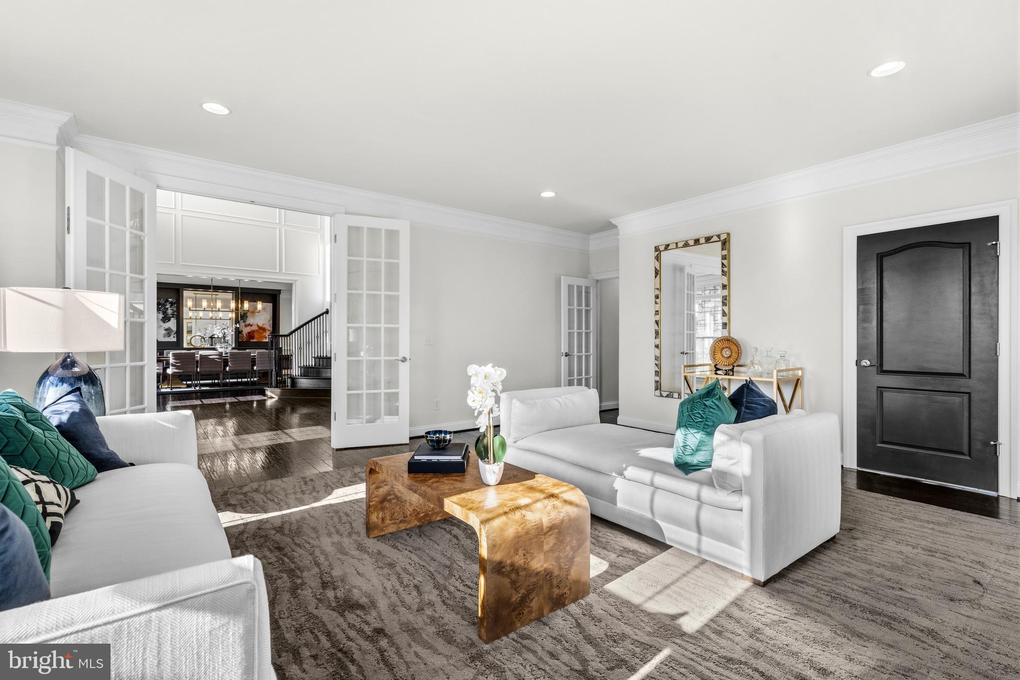 HUNTERS POND - Residential