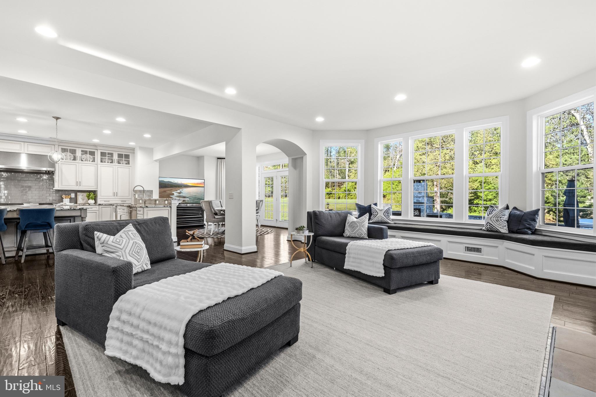 HUNTERS POND - Residential