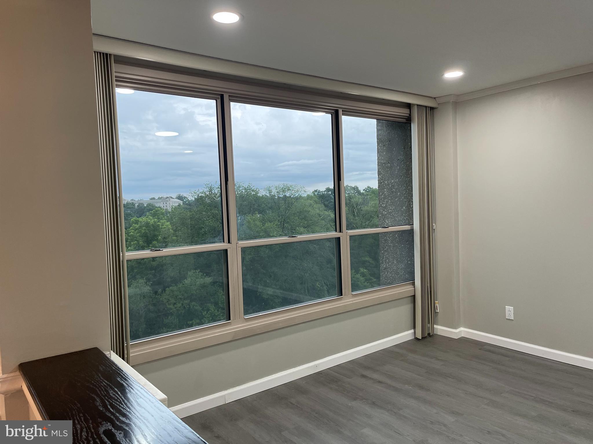 GREEN HILL - Residential