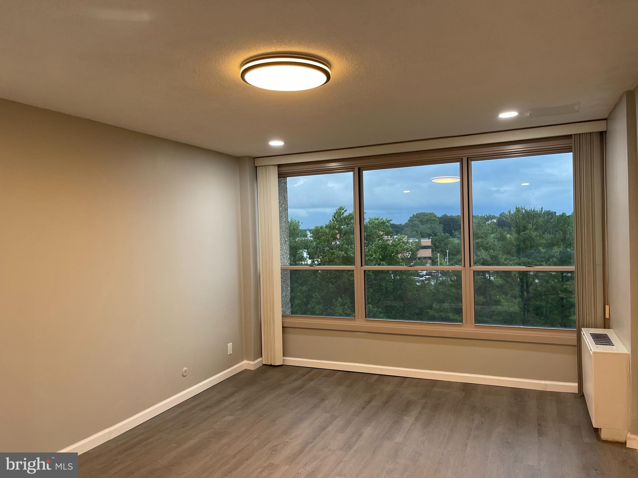 GREEN HILL - Residential