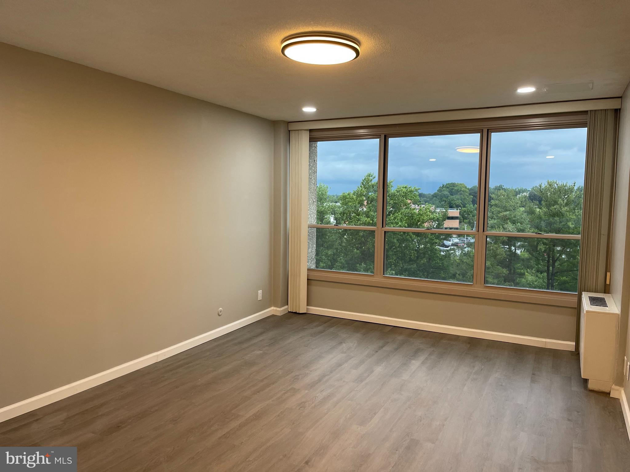 GREEN HILL - Residential