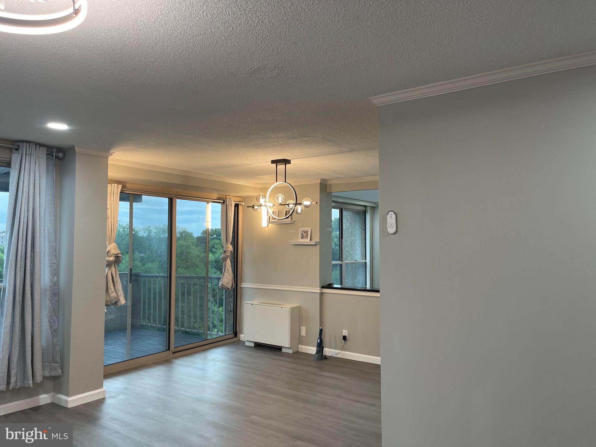 GREEN HILL - Residential