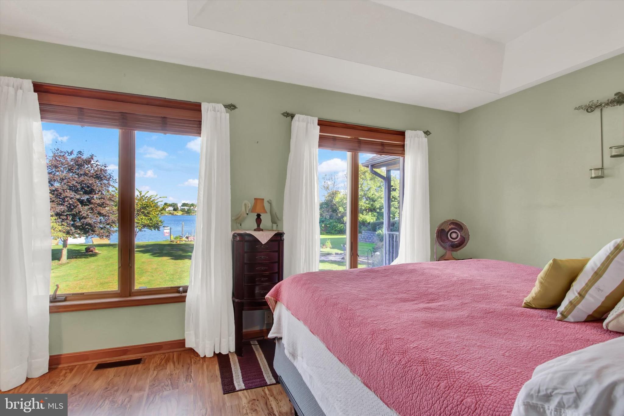 LAKE MEADE - Residential