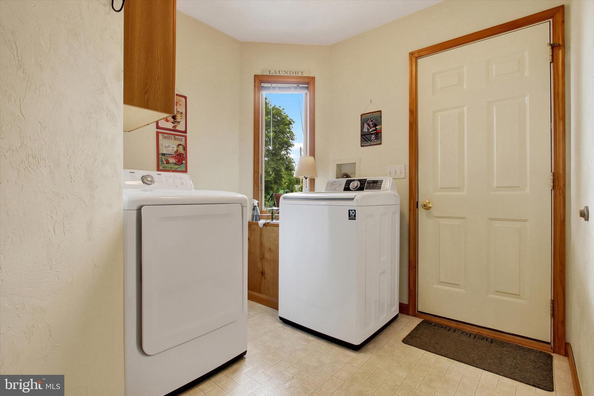 LAKE MEADE - Residential