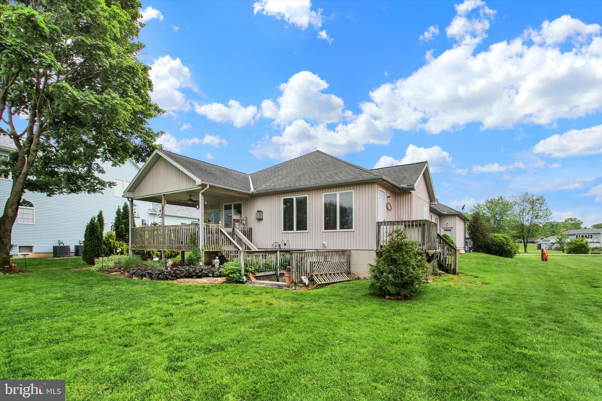 LAKE MEADE - Residential